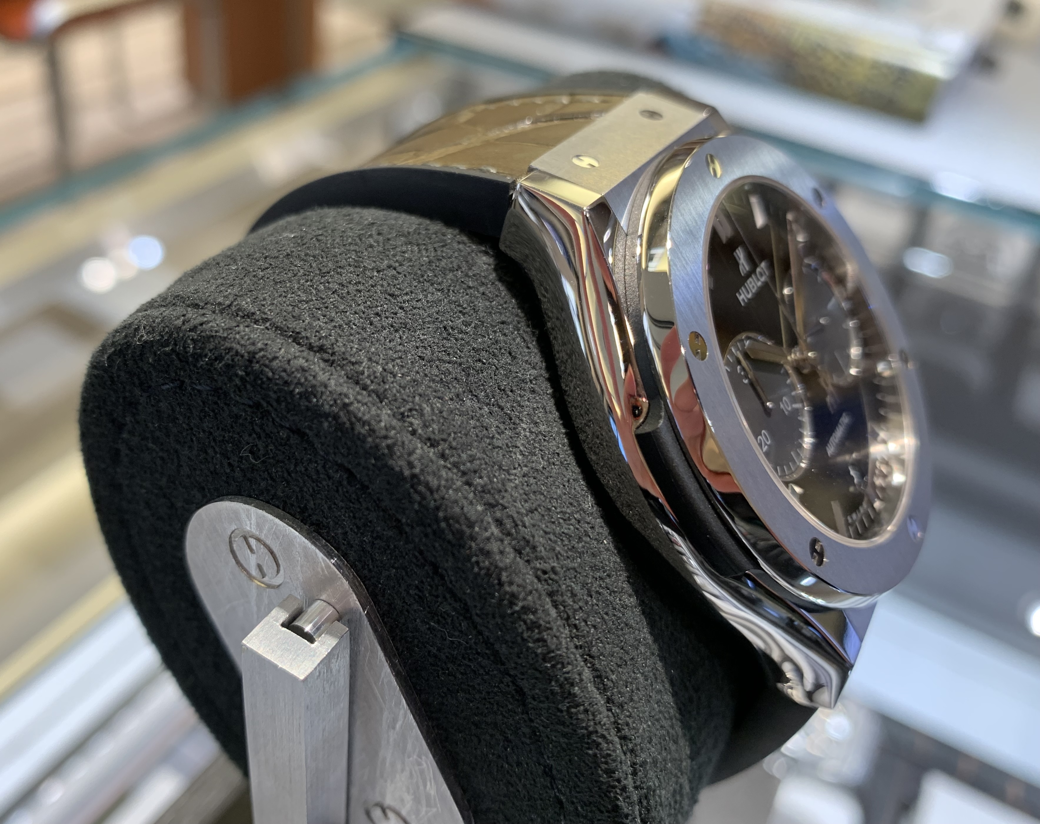 ウブロ(HUBLOT) クラシック・フュージョン クロノグラフ チタニウム