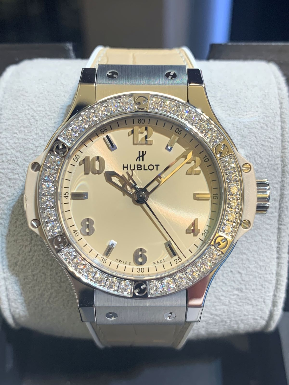 ウブロ(HUBLOT) ビッグ・バン スチール ベージュ ダイヤモンド