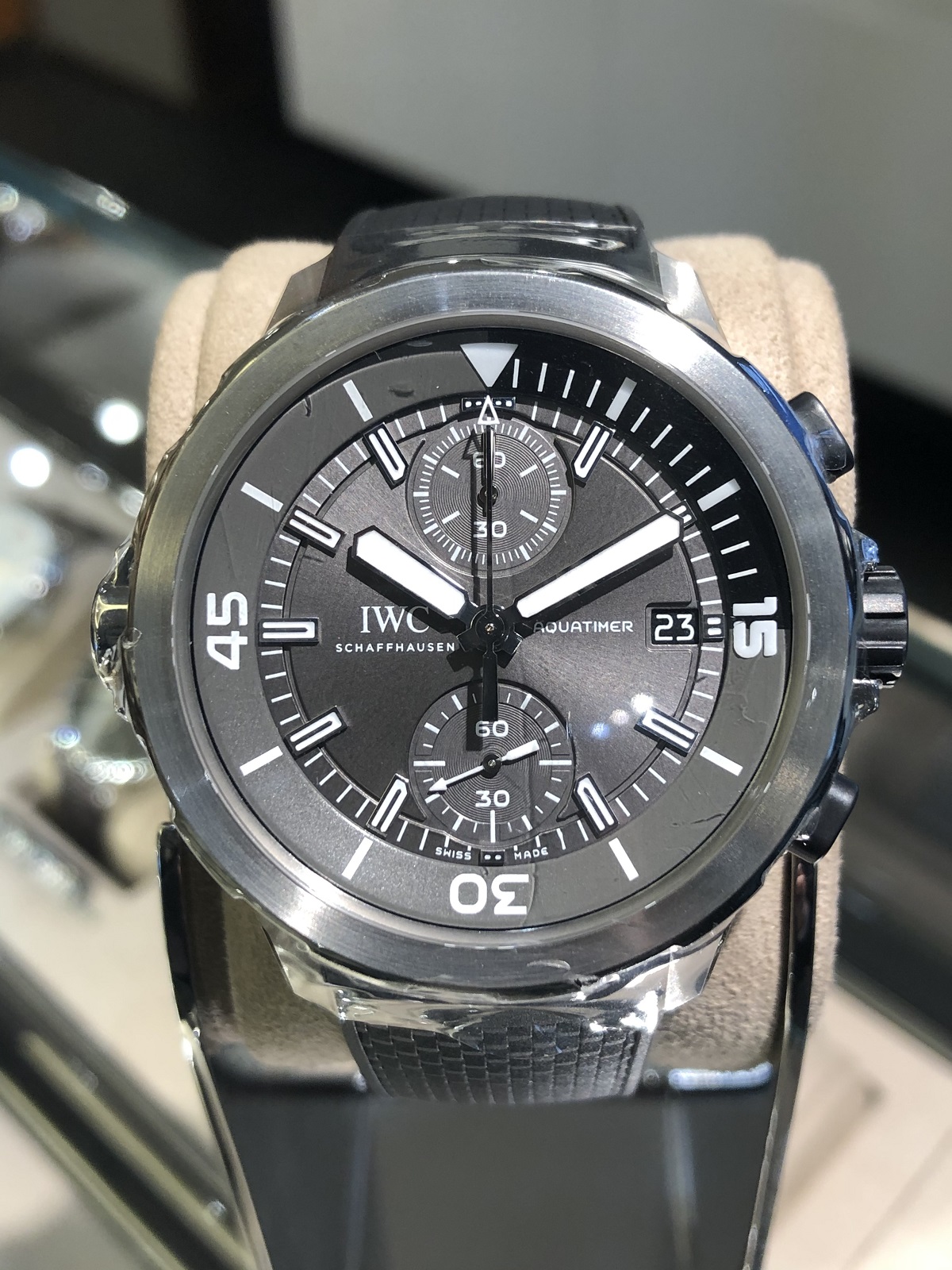 ★保証書付き【IWC SCHAFFHAUSEN】IWC アクアタイマー シャーク クロノグラフ デイト IW379506 自動巻き メンズ_732318