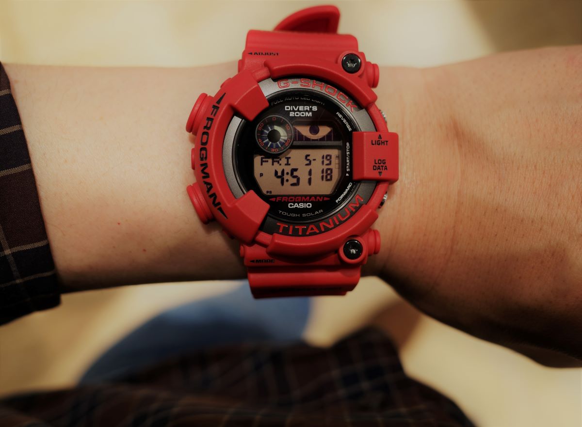 ジーショック(G-SHOCK) FROGMAN30周年記念モデル 【GW-8230NT