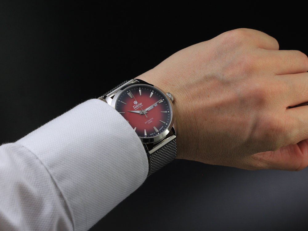 チュチマ  フリーガー デイト 41mm スモークレッド メッシュブレス 6105-26