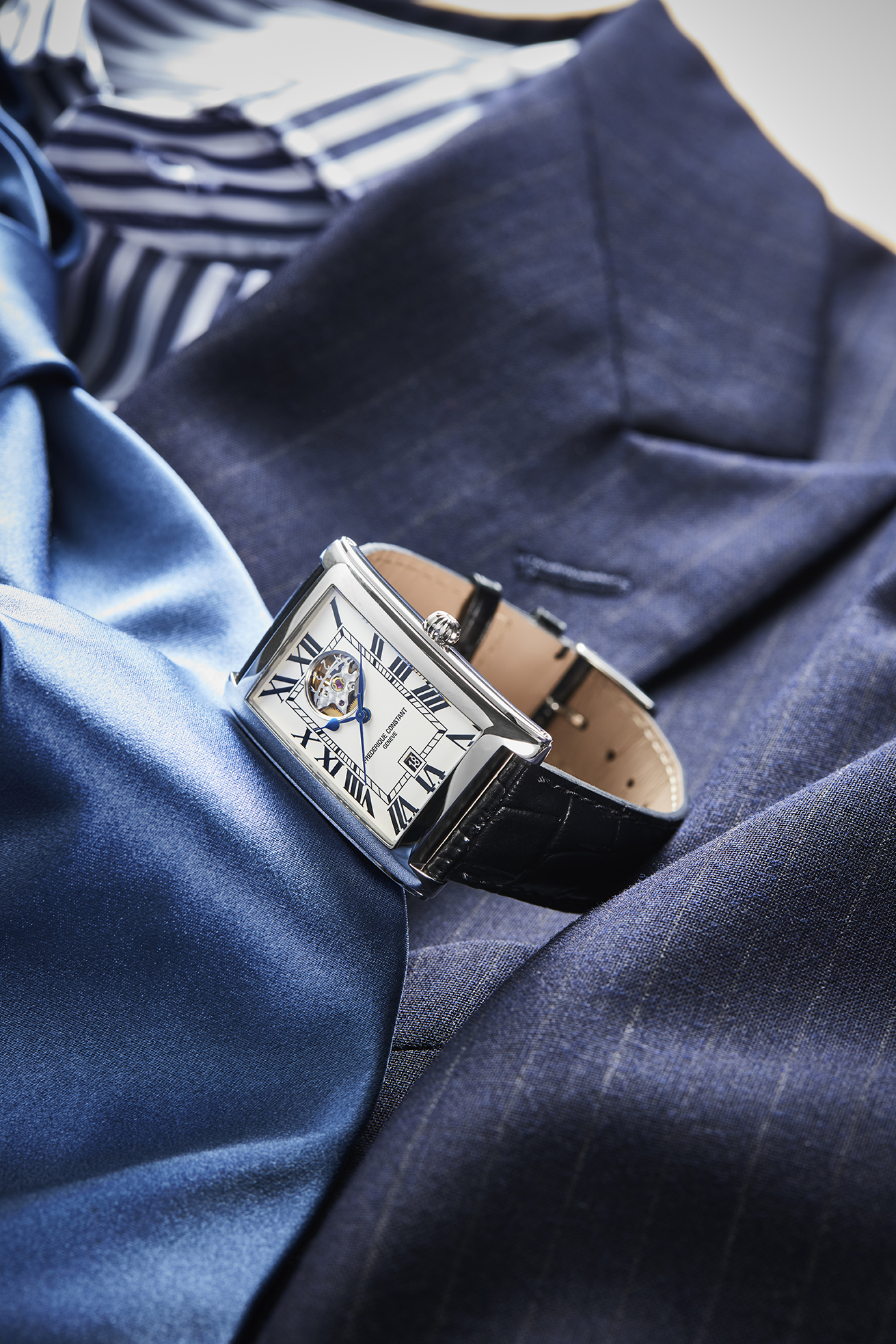 フレデリック・コンスタント(FREDERIQUE CONSTANT) クラシック カレ