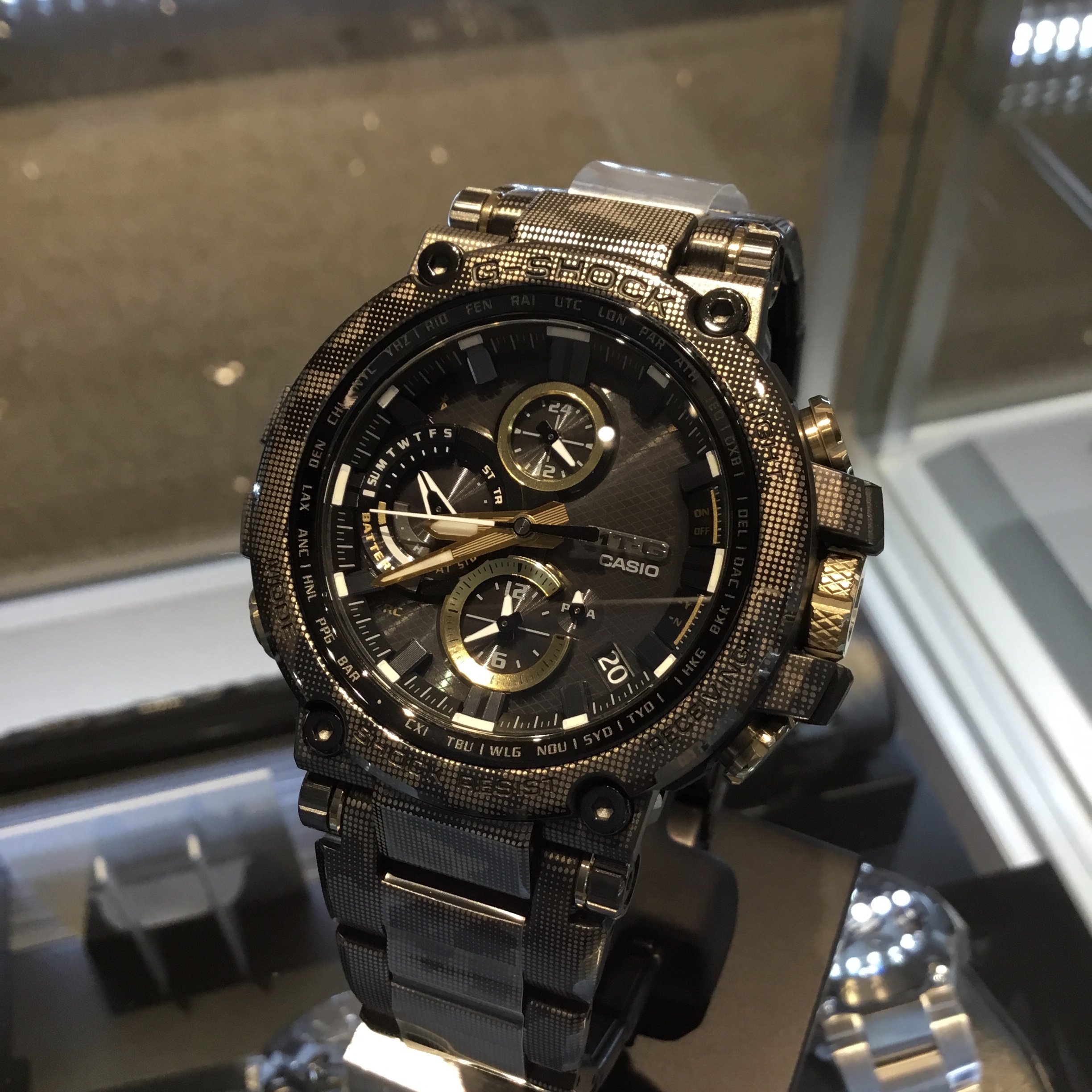 【極美品】CASIO G-SHOCK MTG-B1000DCM-1AJR 正規品