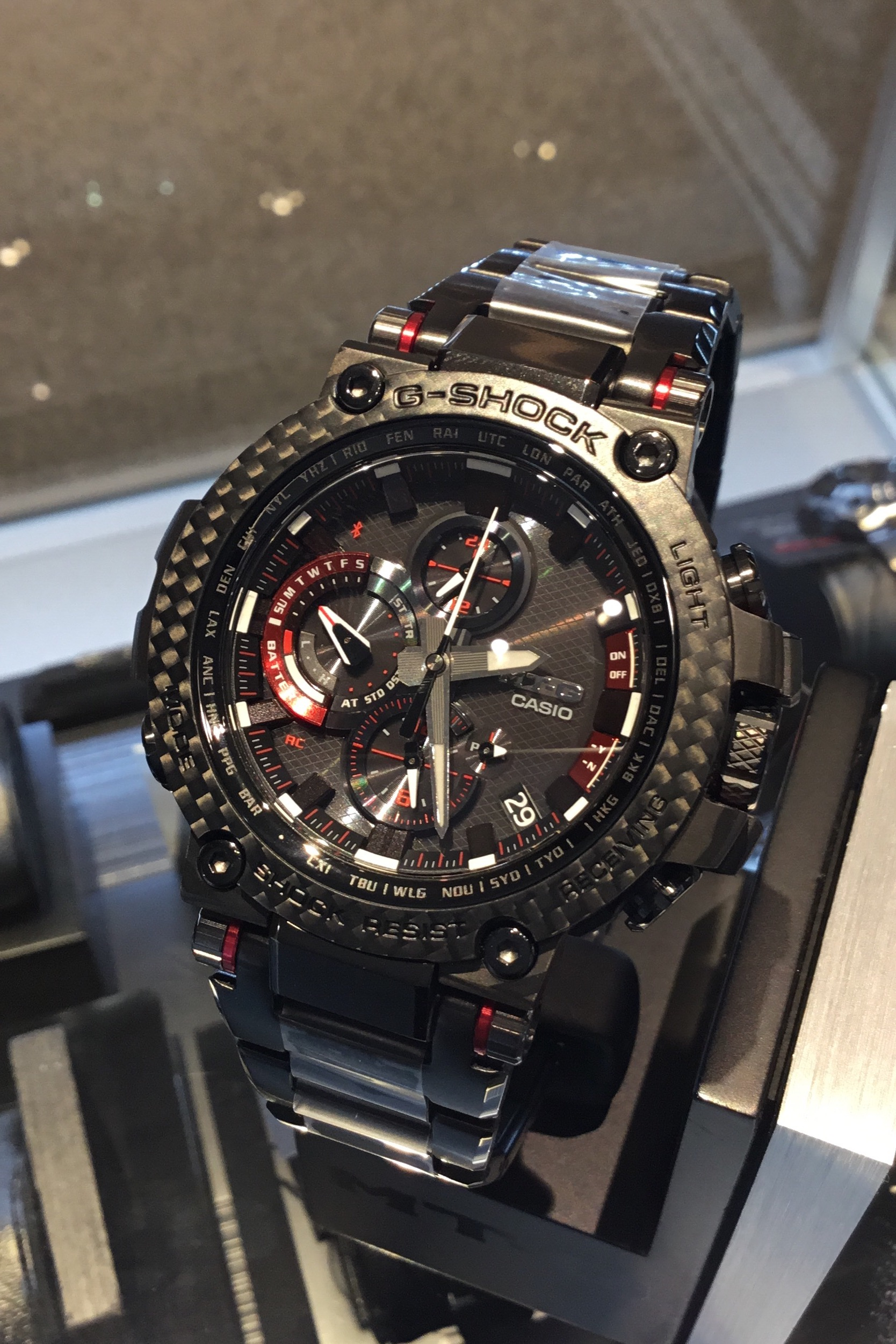 大注目 MTG-B1000XBD-1AJF 即決 ☆ ジーショック 赤 レッド G-SHOCK