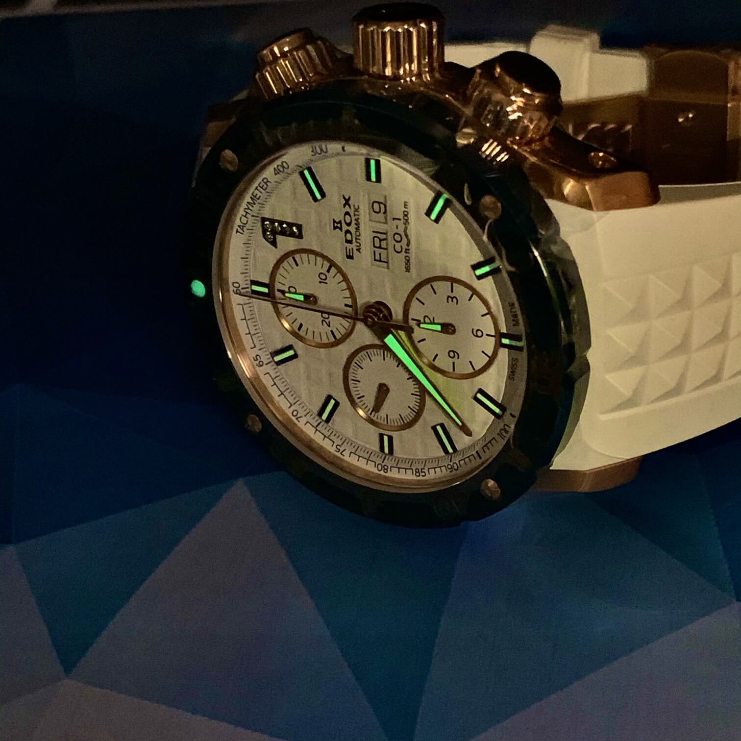 CHRONOFFSHORE-1 CHRONOGRAPH　クロノグラフ　高級時計　腕時計　メンズ腕時計 EDOX　エドックス 　WING　時計　高級時計　北陸　石川 機械式腕時計　セラミック　　ダイバーズウォッチ 01122-37RBU3-BIDBU9