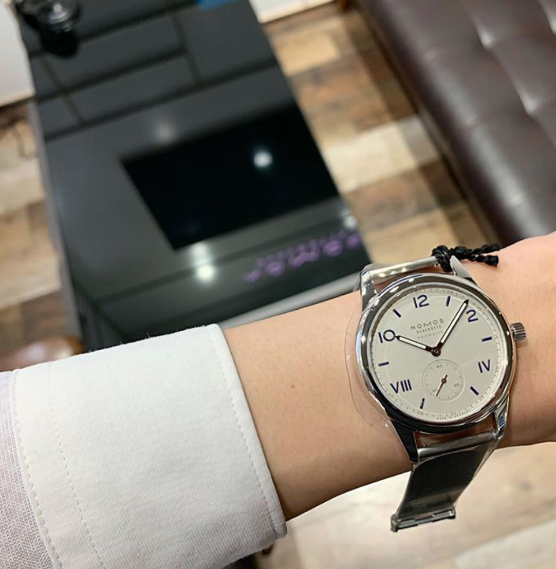 NOMOS GLASHÜTTE 　キャンパス　クラブ