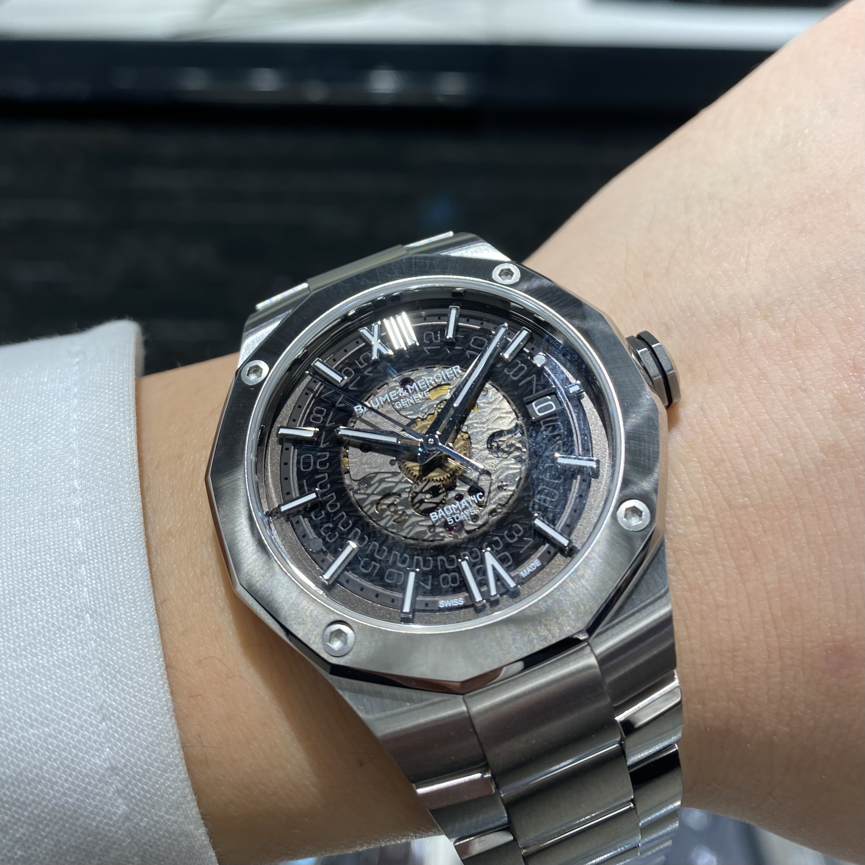 BAUME&MERCIER　ボームアンドメルシエ　Riviera　リビエラ　スケルトン　ブルー　腕時計　ラグスポ　機械式腕時計　自社　10702　リビエラ　ブラック　自動巻き　10気圧