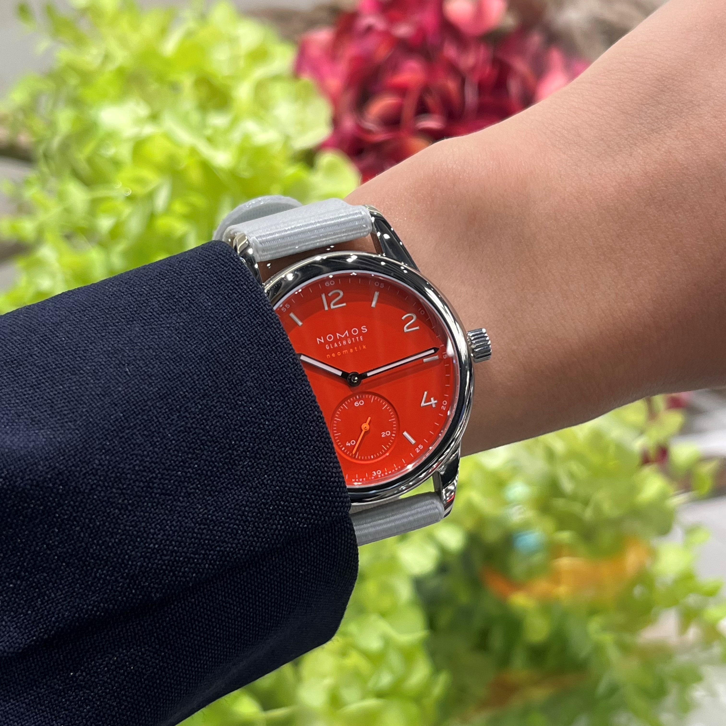 ﾉﾓｽ　ｸﾗﾌﾞ　時計　腕時計　可愛い　デザイン　機械式　自動巻き　