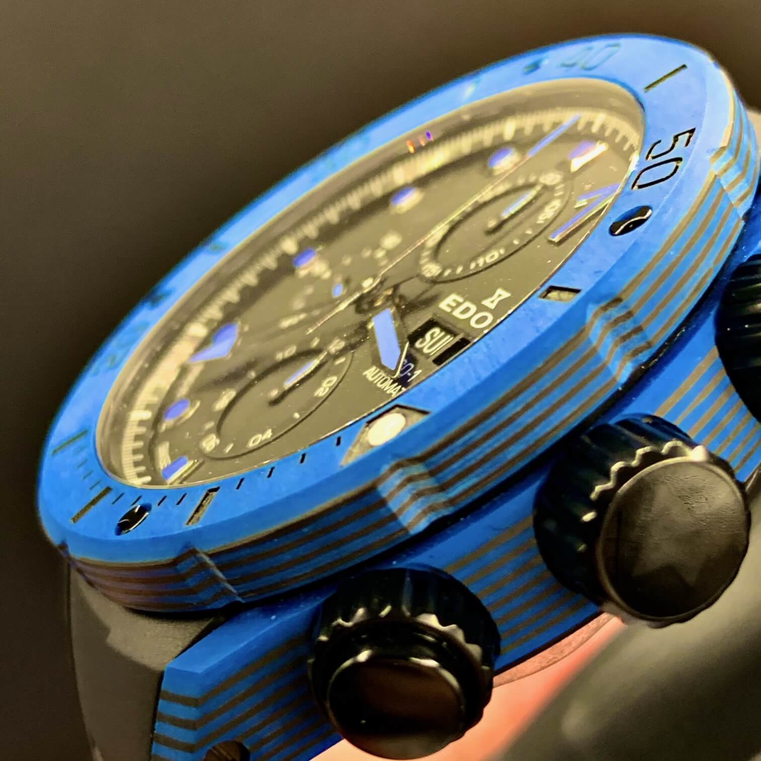 CHRONOFFSHORE-1 CHRONOGRAPH　クロノグラフ　高級時計　腕時計　メンズ腕時計 EDOX　エドックス 　WING　時計　高級時計　北陸　石川 機械式腕時計　セラミック　　ダイバーズウォッチ　01125-CLNBUN-NINBU　カーボン　ブルー