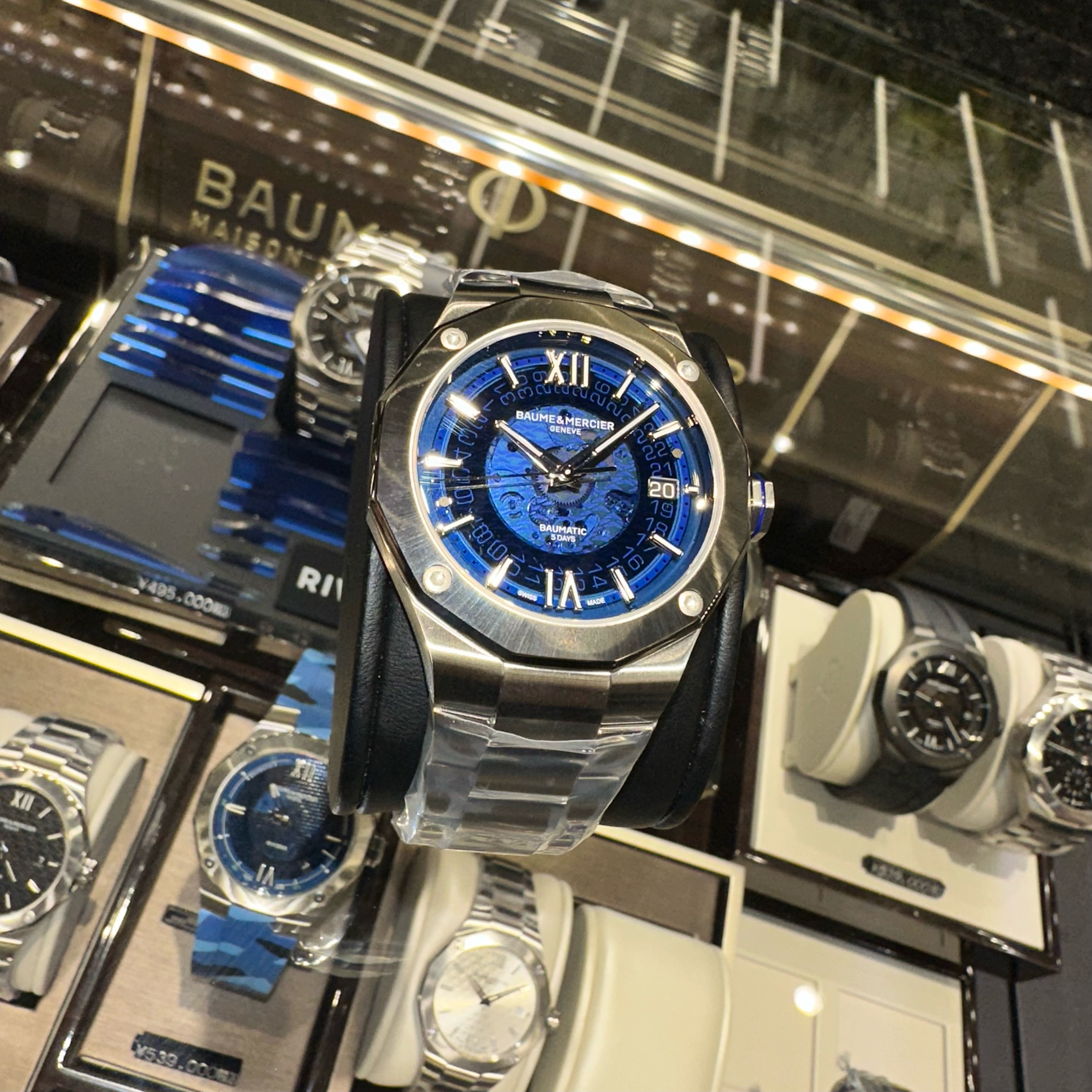 ボームアンドメルシエ　時計　 腕時計　自動巻き　お洒落　かっこいい　リビエラ　フランス　西海岸　青　ブルー　フレッシャーズ　オシャレ　ボーマティック　コスパ最強　プレゼント