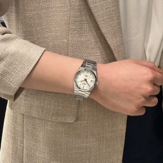 時計　腕時計　ティソ　かっこいい　スイス　機械式腕時計　MOP　小さめ　ｽﾏｰﾄ　デイリーユース　日常使い　きらきら　かわいい
