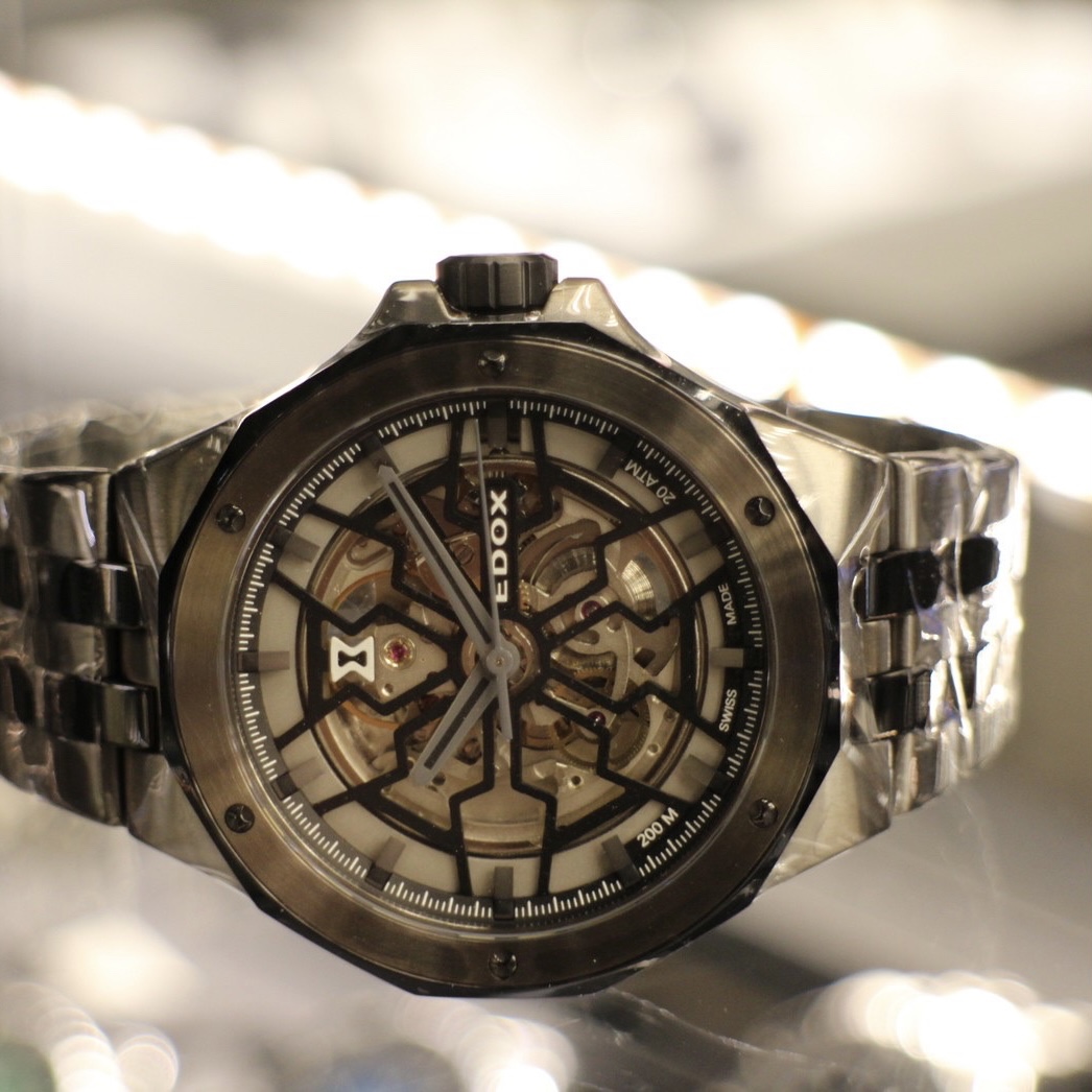 エドックス　EDOX　時計　機械式時計　腕時計　　かっこいい　新作　