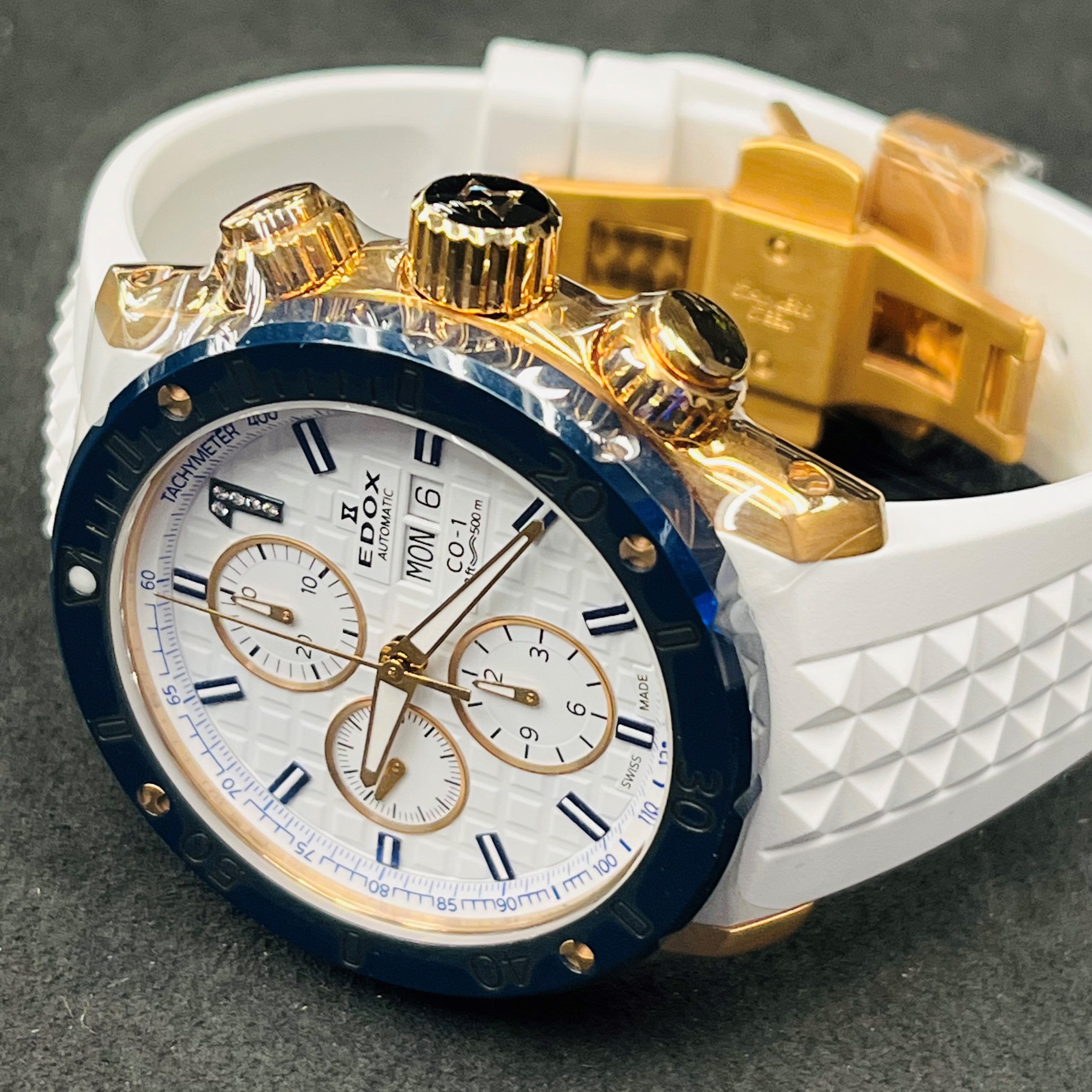 エドックス　EDOX　時計　機械式時計　腕時計　世界限定　かっこいい　ﾗﾊﾞｰ