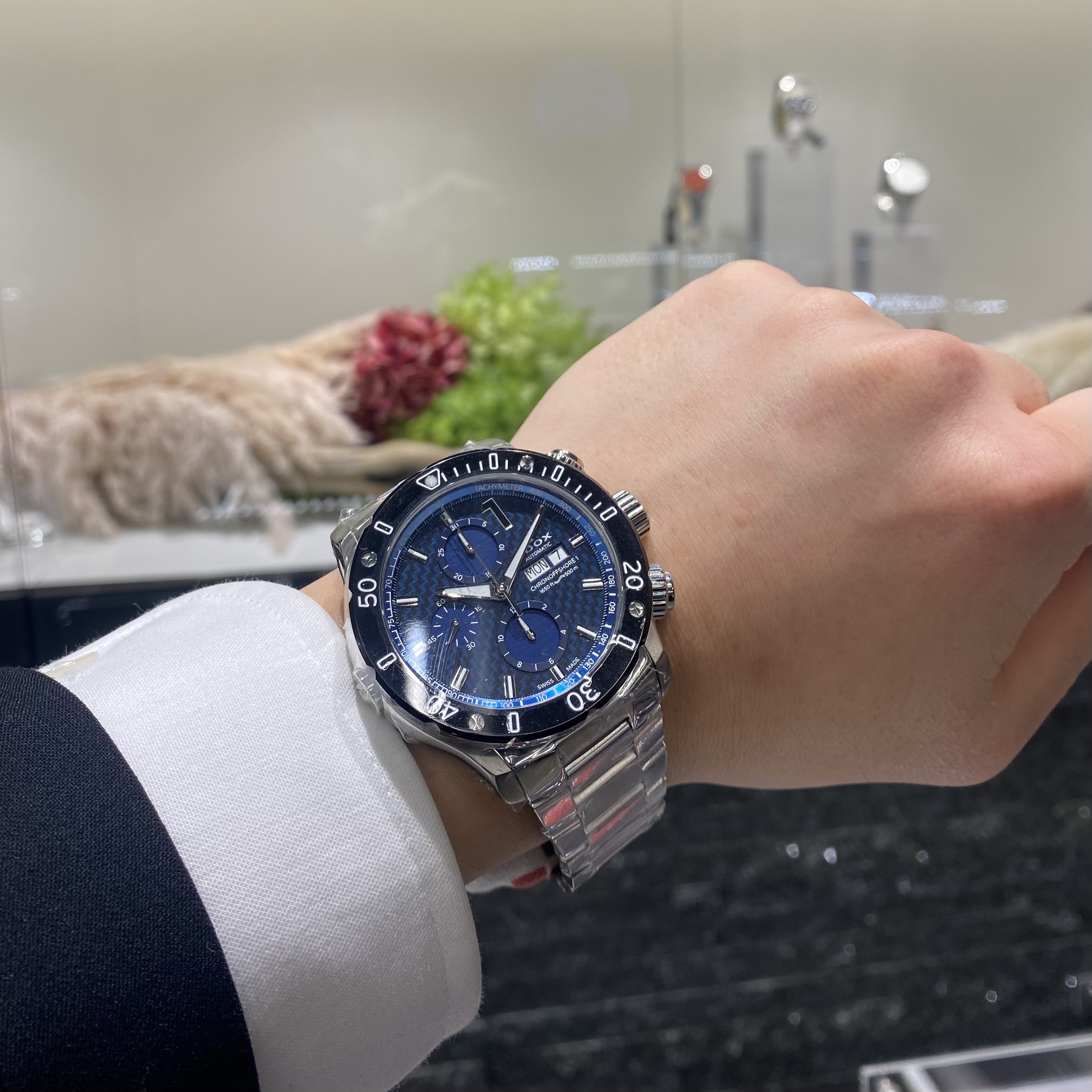 EDOX　エドックス　時計　クォーツ　時計好き　腕時計　かっこいい　スポーティー クロノグラフ　オートマティック　青　黒　シルバー　メタリック　ダイバーズウォッチ