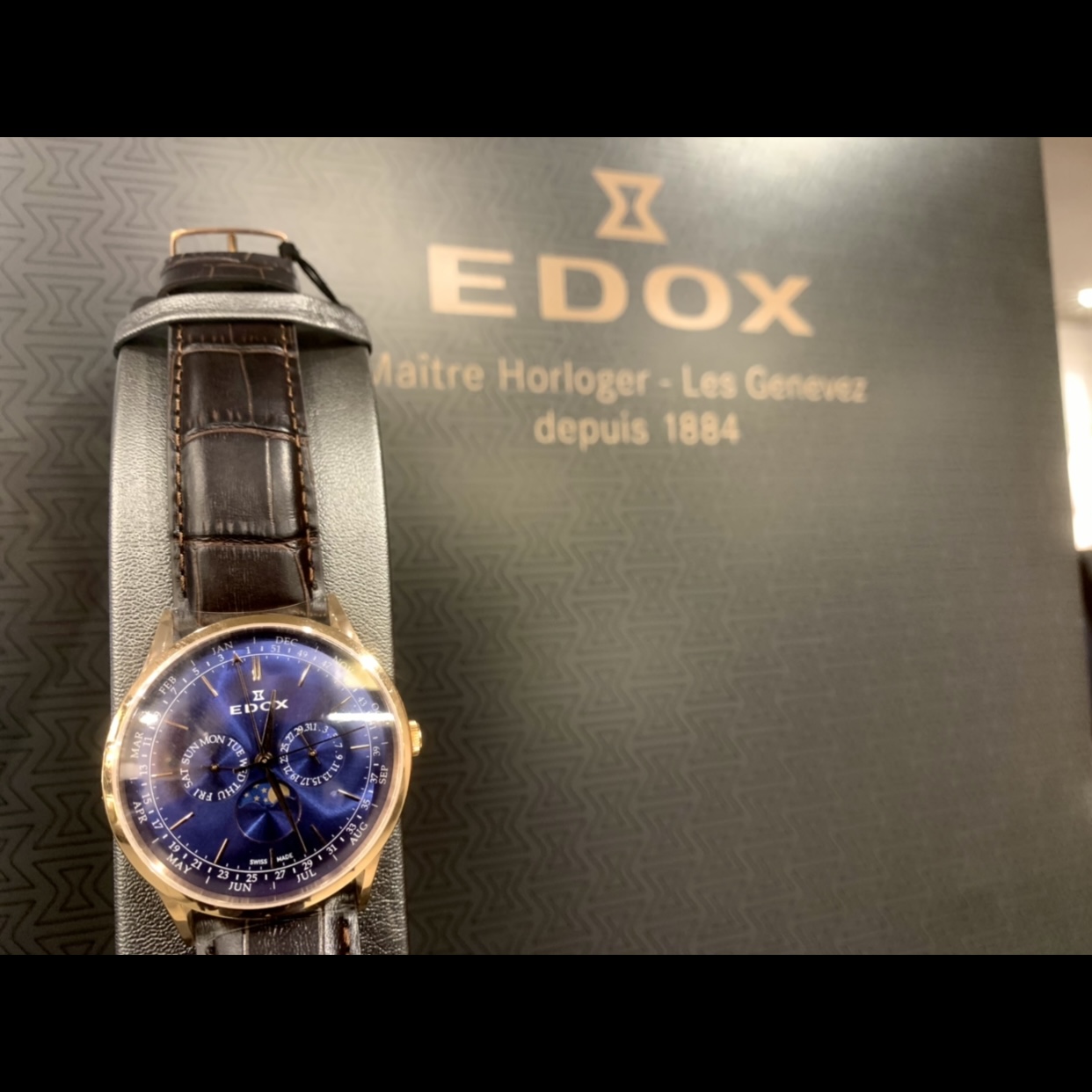 EDOX　エドックス 　WING　時計　高級時計　メンズ腕時計　スケルトン腕時計　機械式腕時計　機械式時計　北陸　石川　石川県　正規店　正規取扱店　おすすめ　ブルー　40101-37RC-BUIR