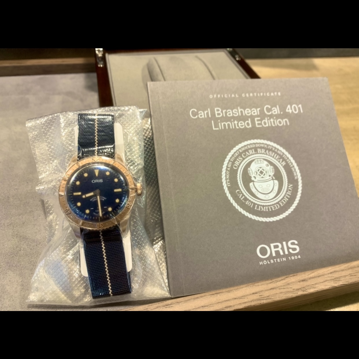 ORIS　オリス　キャリバー　401　ロングパワーリザーブ　高級時計　ブロンズ　機械式時計　腕時計　メンズ腕時計　WING　ウイング　新作　おすすめ　限定品　カール・ブラシア キャリバー401リミテッド エディション　01 401 7764 3185-Set　石川県　北陸　正規店　石川　金沢　正規取扱店