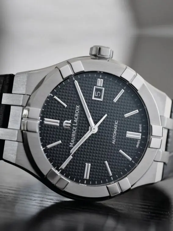 モーリスラクロア　時計　腕時計　アイコン　特別　人気　かっこいい　機械式腕時計
