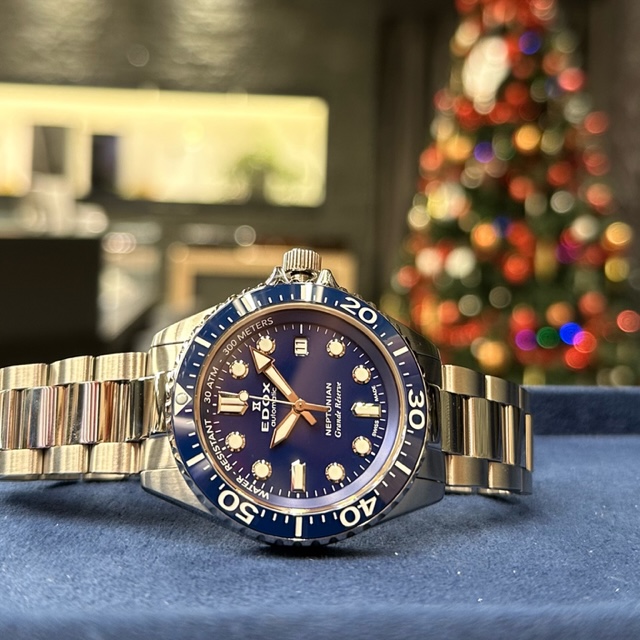 エドックス　EDOX　時計　機械式時計　腕時計　ﾀﾞｲﾊﾞｰ　かっこいい　新作　防水性　ルミノバ　ブルー　紺色