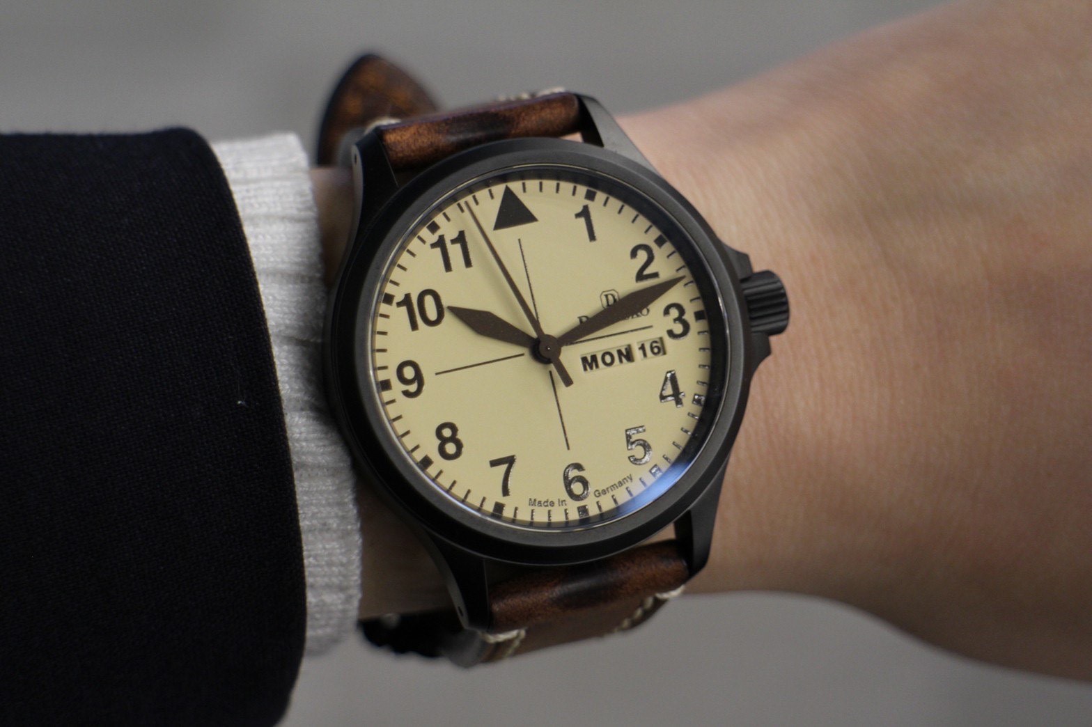 ダマスコ　時計　腕時計　レトロ　かっこいい　時計好き　ヴィンテージ