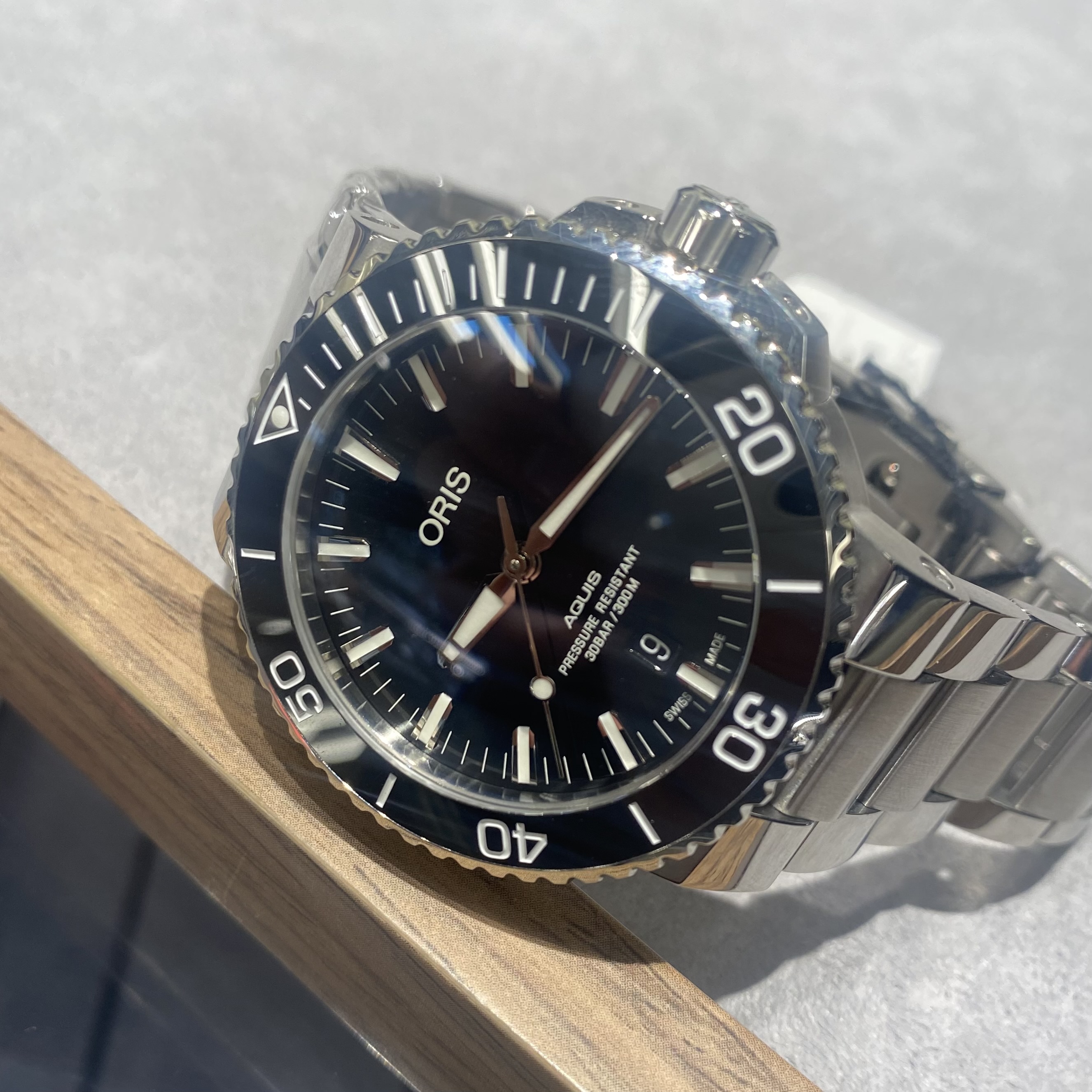 オリス(ORIS) アクイス デイト AQUIS DATE | WING イオンモール