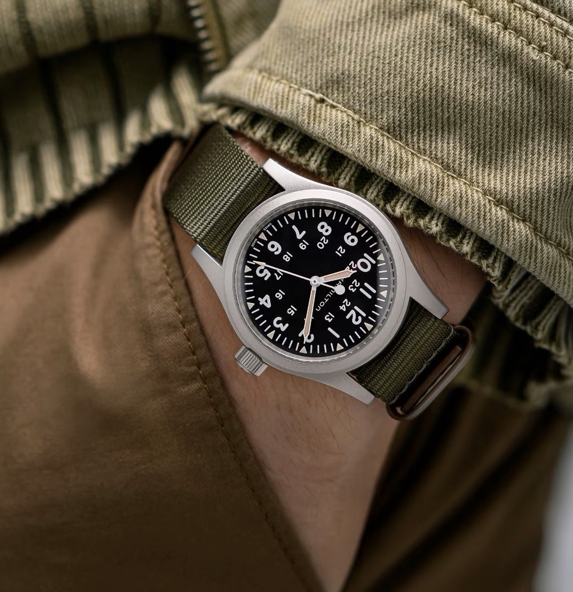 カーキ フィールド Mechanical 38mm