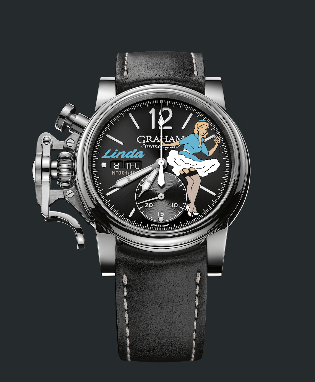 CHRONOFIGHTER VINTAGE NOSE ART LTD LINDA　2CVAS.B27A　GRAHAM（グラハム）は、1995年にスイスで誕生したクロノグラフを中核とする機械式腕時計ブランド。偉大な時計師ジョージ・グラハムの名を冠し、他にはない大胆なデザインと力強い存在感を持つタイムピースを生み出してきました。象徴的な大型ケースやトリガー型クロノグラフプッシャーに代表される、ひと目でグラハムと分かる造形は、流行や無難さとは一線を画す“NOT EVERYBODY’S WATCH”という哲学を体現しています。堅牢なケース構造と本格的な機械式クロノグラフムーブメントを搭載し、視認性・操作性にも優れた実用的な腕時計でありながら、個性と主張を強く放つ一本。人と被らない時計を求める時計愛好家や、強いキャラクターを持つ腕時計を探している方にこそふさわしいブランドです。