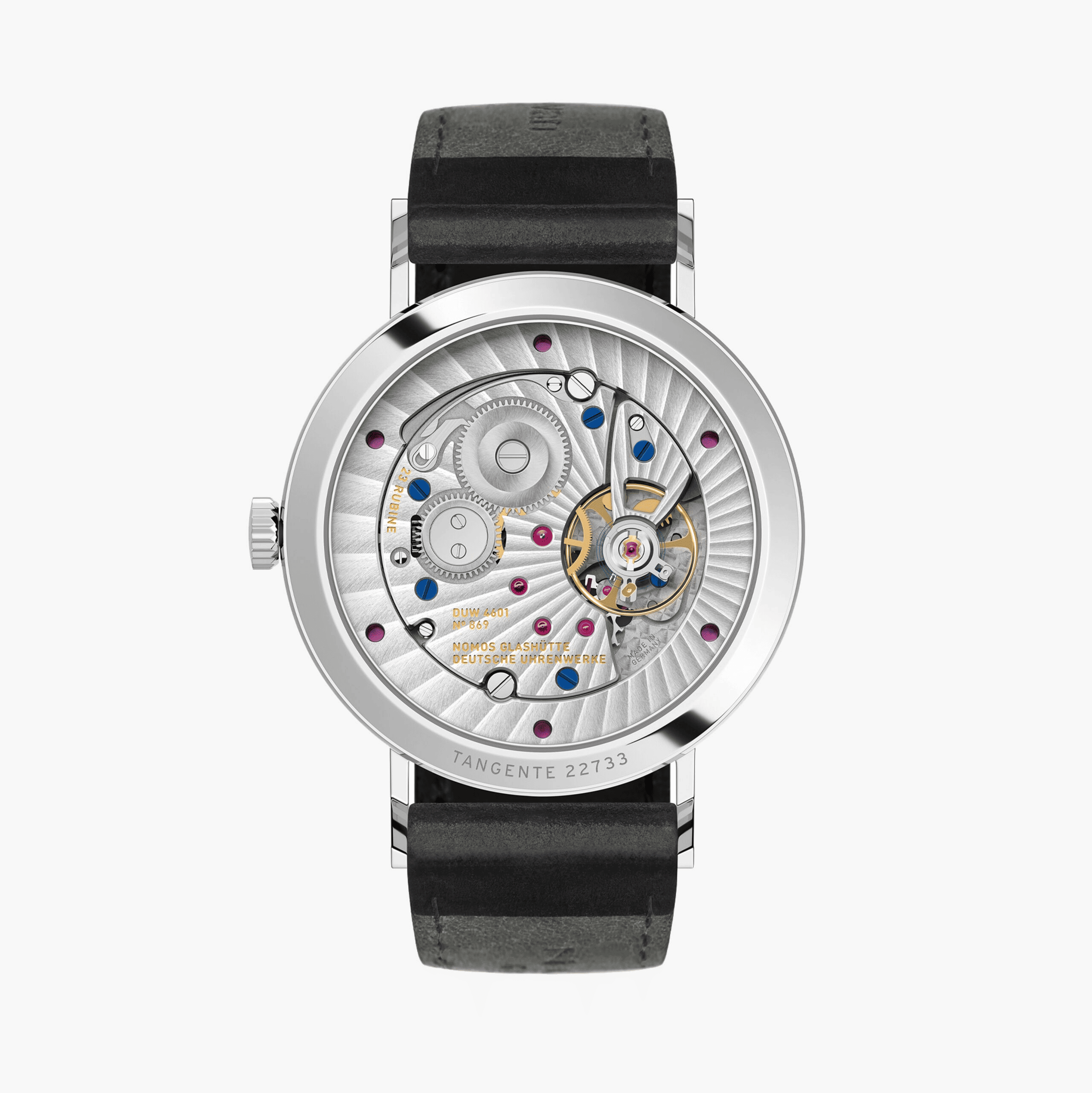   タンジェント　2デイト NM136 NOMOS Glashütte（ノモス グラスヒュッテ）Tangente（タンジェント）は、初めての本格的な機械式腕時計としても最適な逸品。無駄を削ぎ落とした視認性の高いダイヤルとしっかりした工作精度により、機械式の美しさを素直に体感できる入門向けの名作です。将来的なメンテナンスや価値継承も見据えた一生モノ候補。
