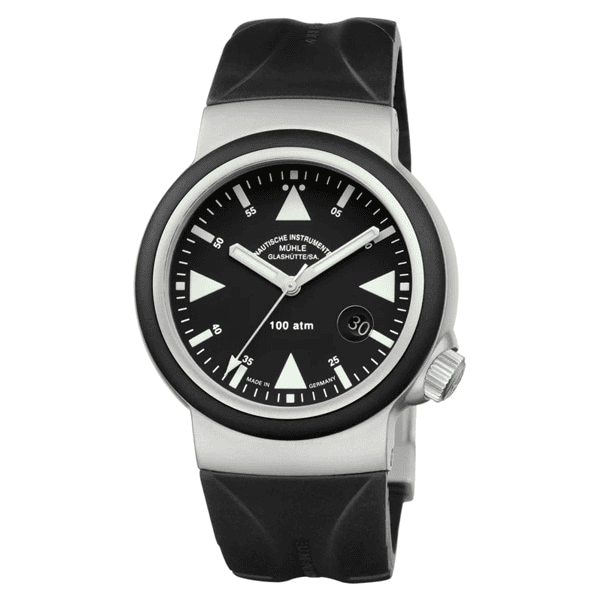 Mühle Glashütte S.A.R. Rescue-Timer M1-41-03-KBは、1000m（100気圧）防水と厚さ4mmの無反射ドーム型サファイアクリスタルを装備した本格プロフェッショナルダイバーズウォッチで、飽和潜水にも対応可能な堅牢性を誇るドイツ製の名機。