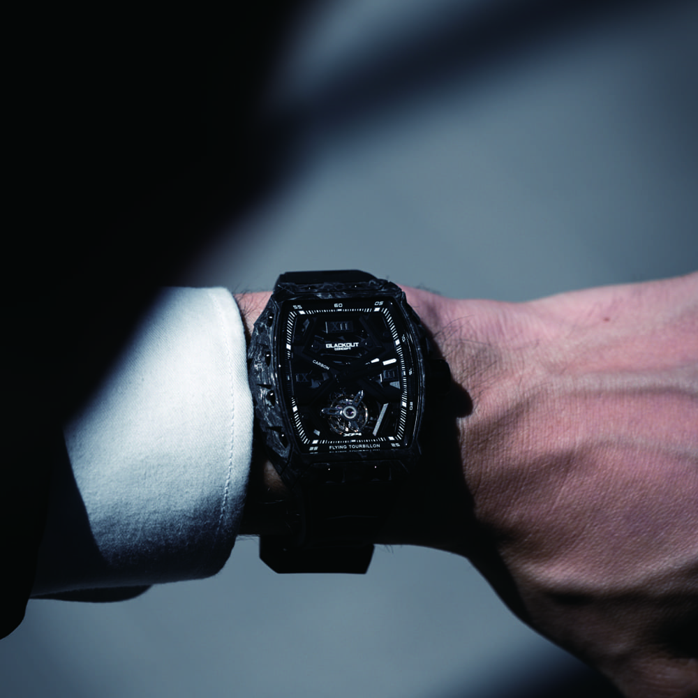 XP1 Tourbillon LT Black / BOXP1TBLTCBK「今注目の高級ファッションウォッチ、BLACKOUT WATCHES XP1｜日本初上陸でトレンド最前線へ」