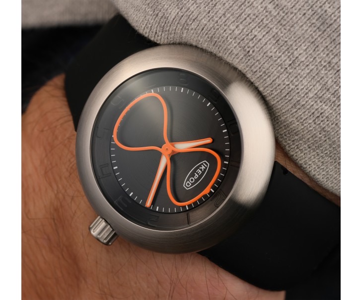 IKEPOD（アイクポッド） FORTUNE TIME 阪急メンズ東京 東京・有楽町 品番D001SILB 商品画像2