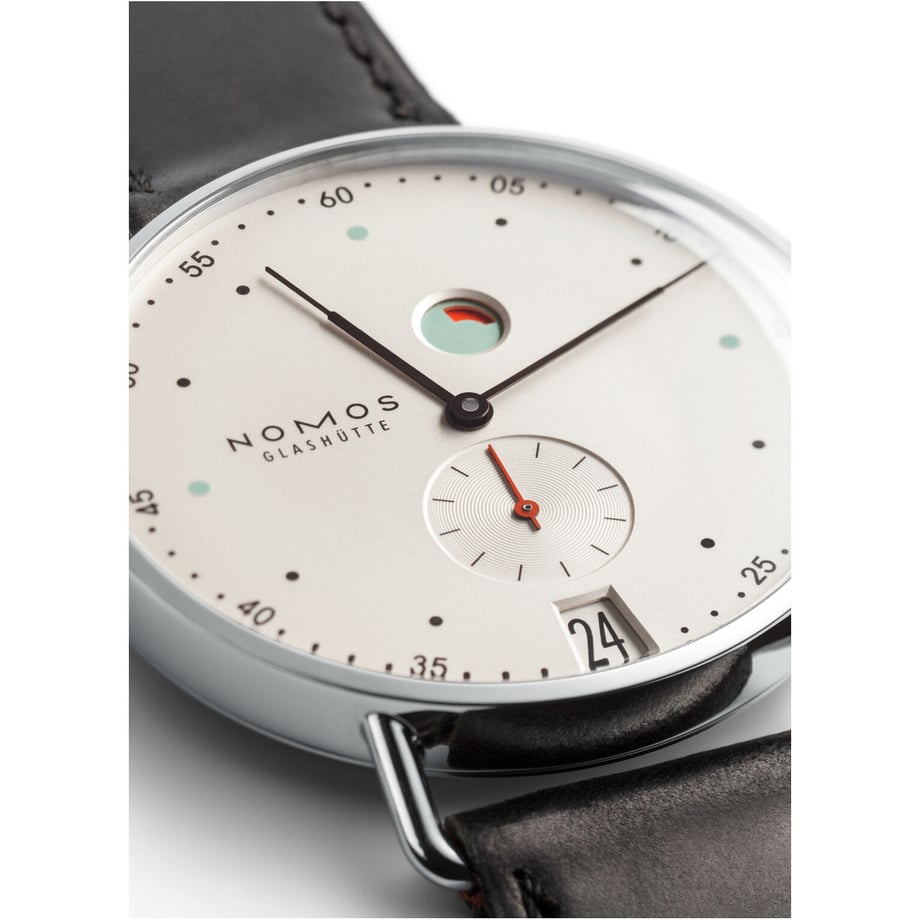 NOMOS GLASHÜTTE  NOMOS ノモスMetro　パワーリザーブMT1D4W2　1101 　メトロ　機械式腕時計　時計