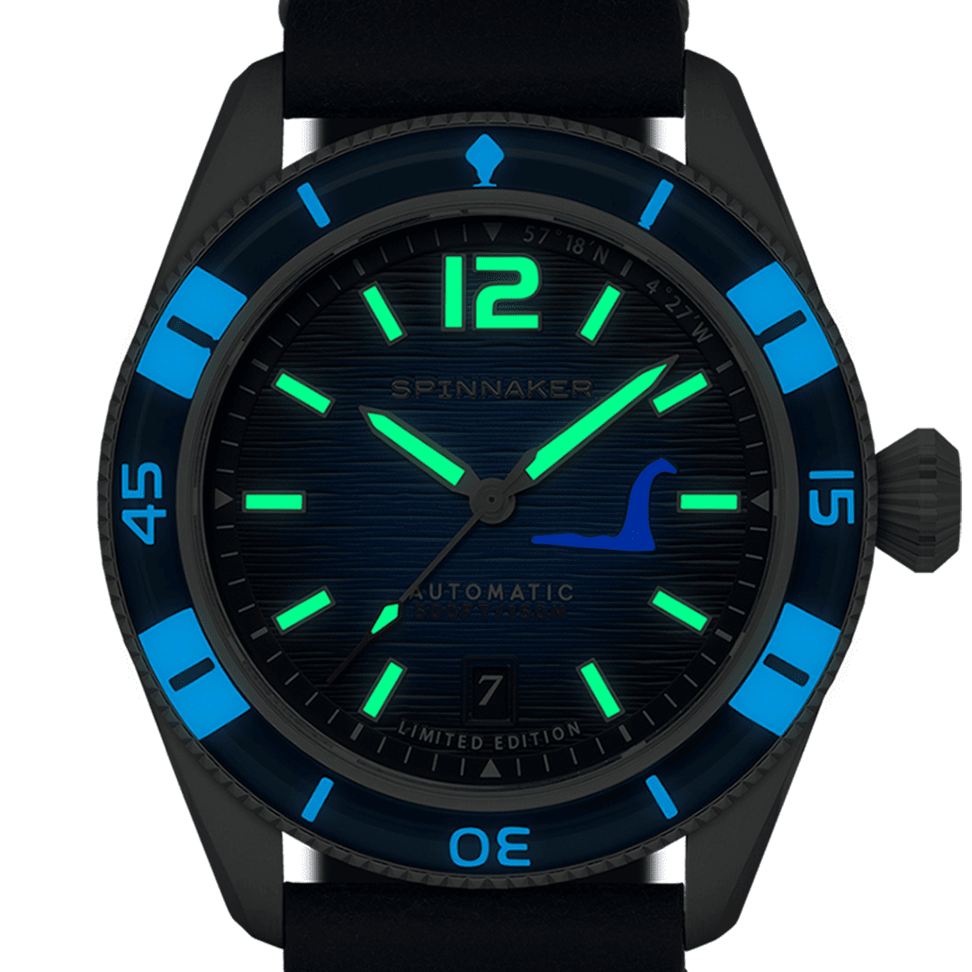 SPINNAKER Scottish Watches NESSIE LIMITED EDITION スピニカー スコティッシュウォッチィズ ネッシーリミテッド エディション / SP-5137-01　英国スコットランドから発信される時計愛好家向けウェブサイト、Scottish Watches（スコティッシュウォッチイズ）との新たなコラボレーションを実現。今度のテーマは、ネッシー。あの伝説の未確認生物が、スピニカーのダイヤルに姿を現します。