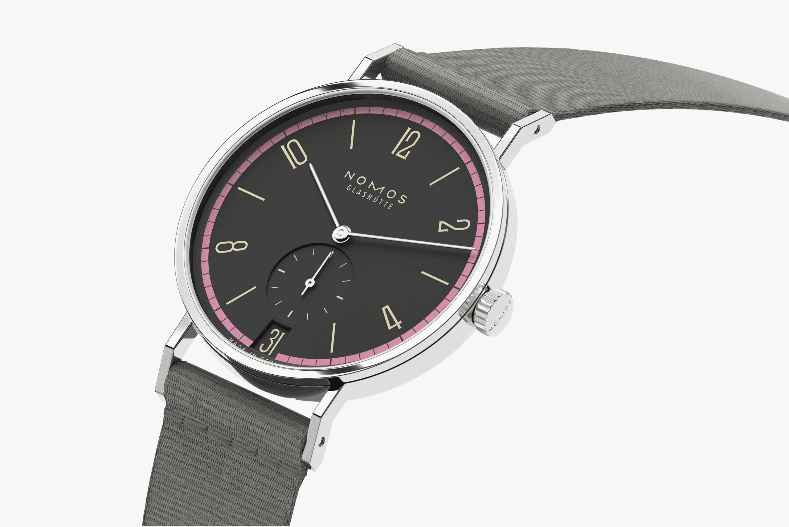 ノモス Tangente 38 Date Tiefseegrau 限定カラー｜世界175本の希少モデル。静けさと気品を併せ持つ深海グレーが魅力の、カラーエディションならではの美しさを体現する1本。