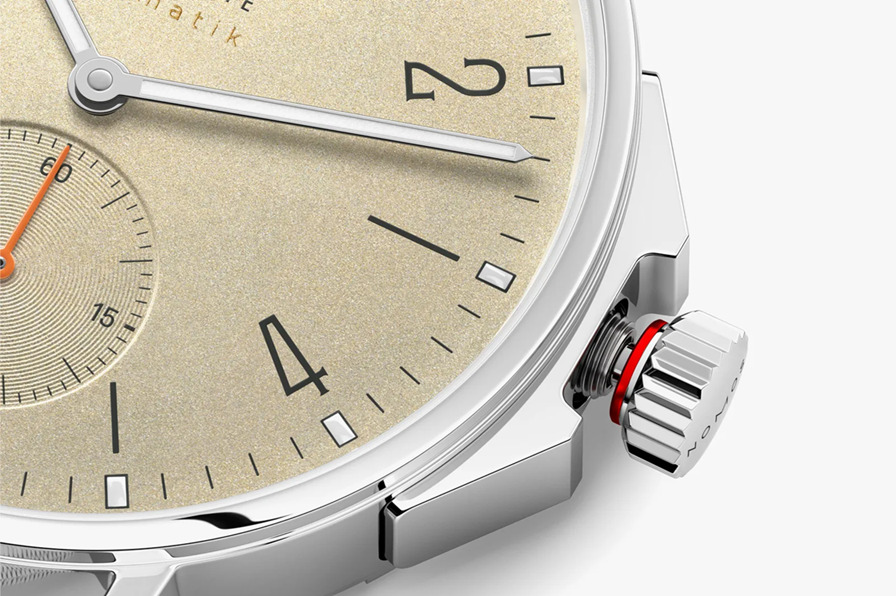 NOMOS アホイ ネオマティック サンド アップ画像 NOMOSGLASHÜTTE＋FORTUNE TIME 表参道ヒルズ店