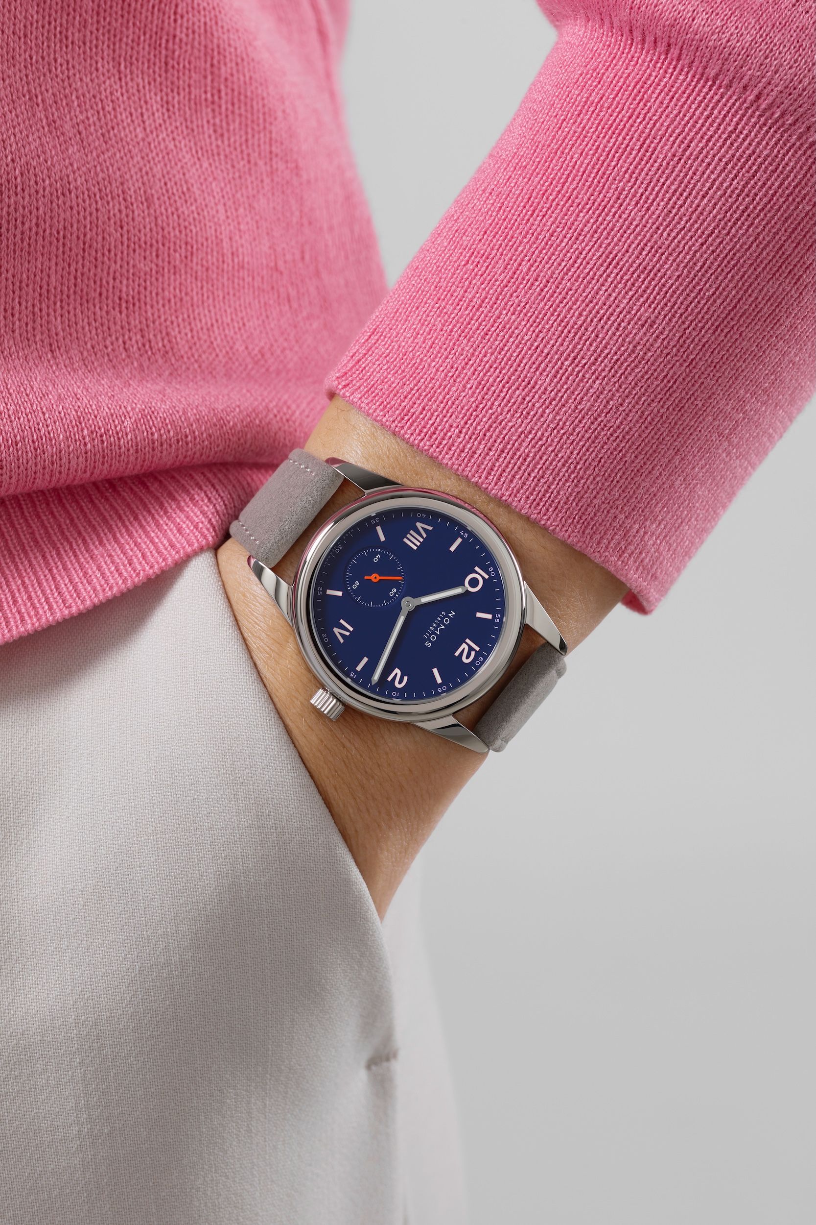 NOMOS クラブ キャンパス ナイトスカイ 着用画像 NOMOSGLASHÜTTE＋FORTUNE TIME 表参道ヒルズ店