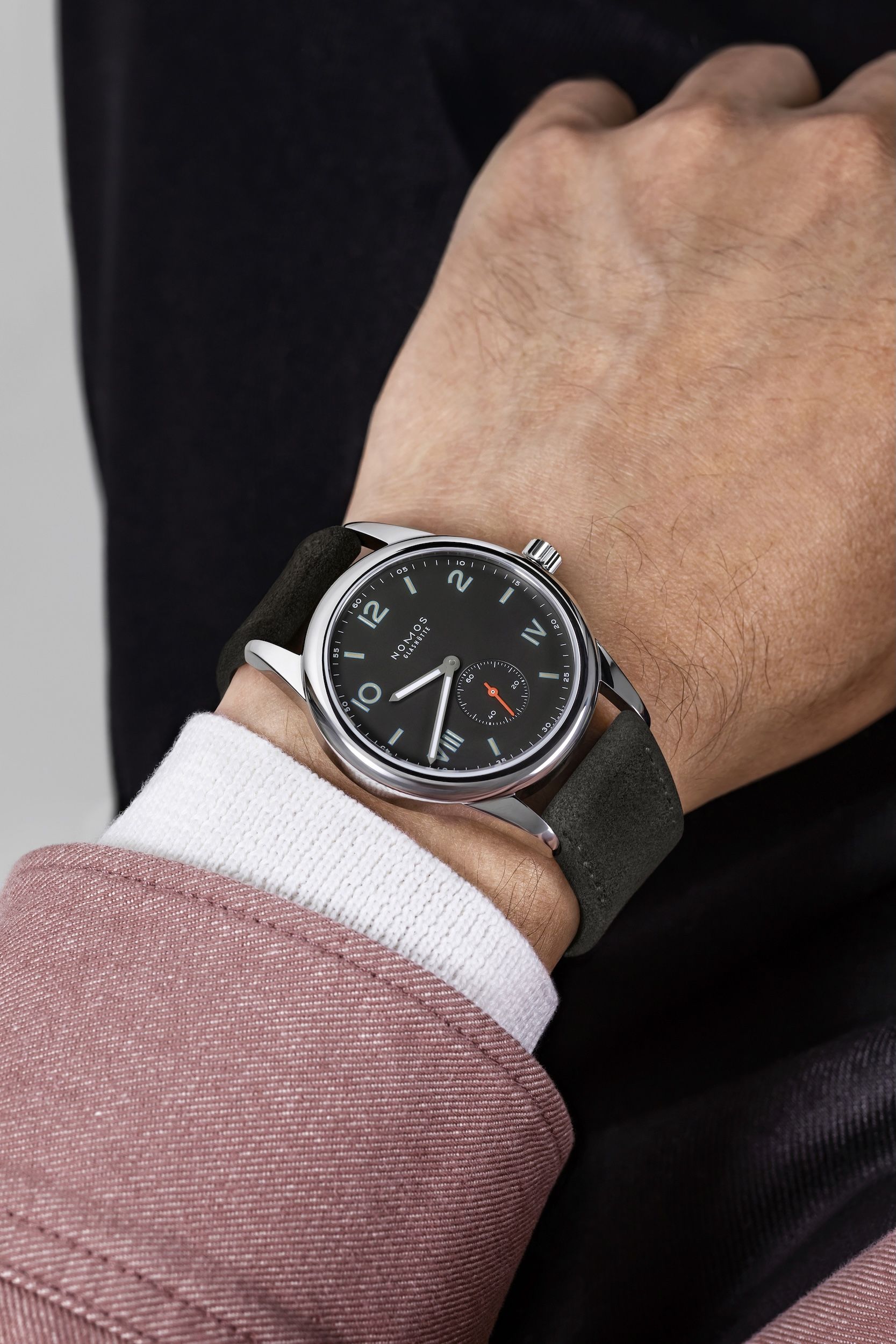 NOMOS クラブ 38 キャンパス ナイト 着用画像 NOMOSGLASHÜTTE＋FORTUNE TIME 表参道ヒルズ店