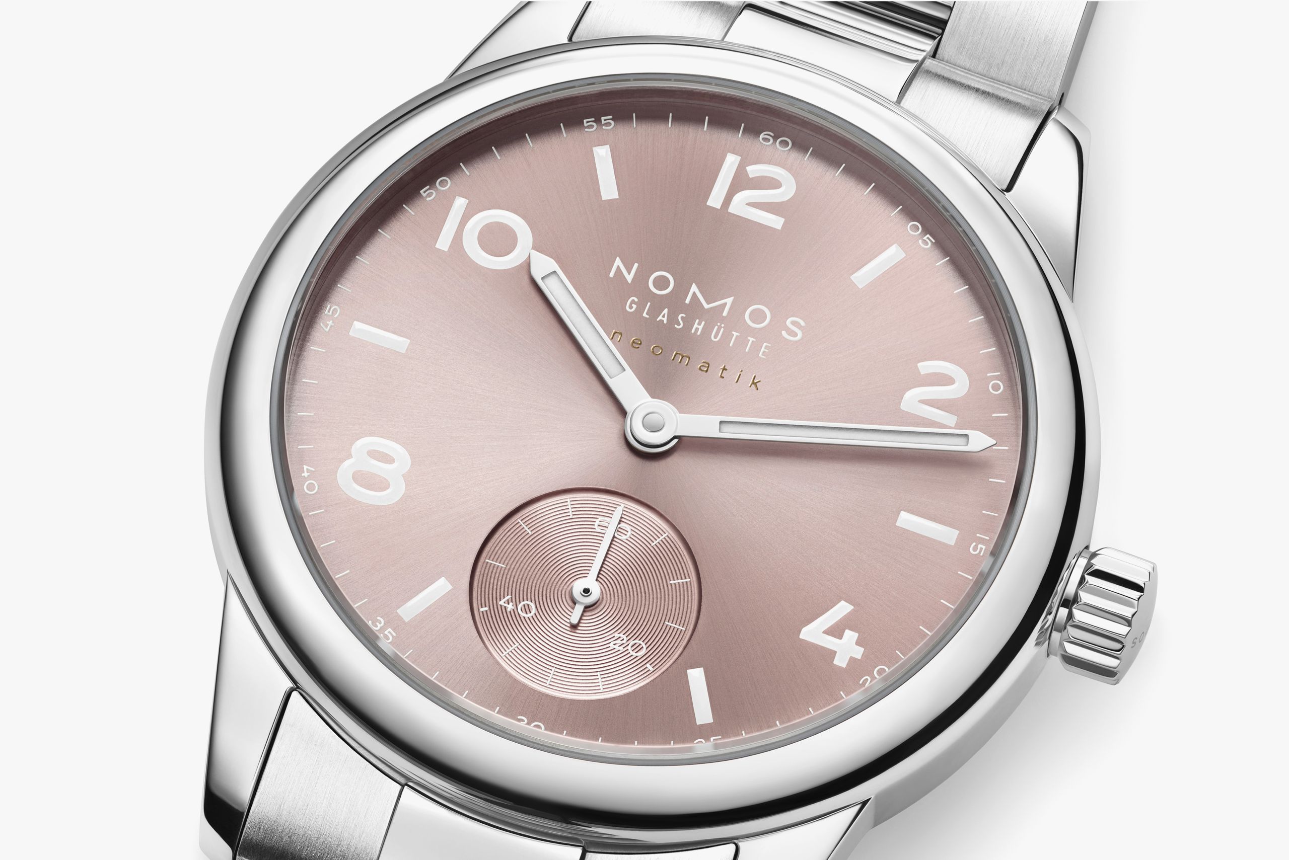 NOMOS クラブ・スポーツ ネオマティック 34 ロゼ アップ画像 NOMOSGLASHÜTTE＋FORTUNE TIME 表参道ヒルズ店