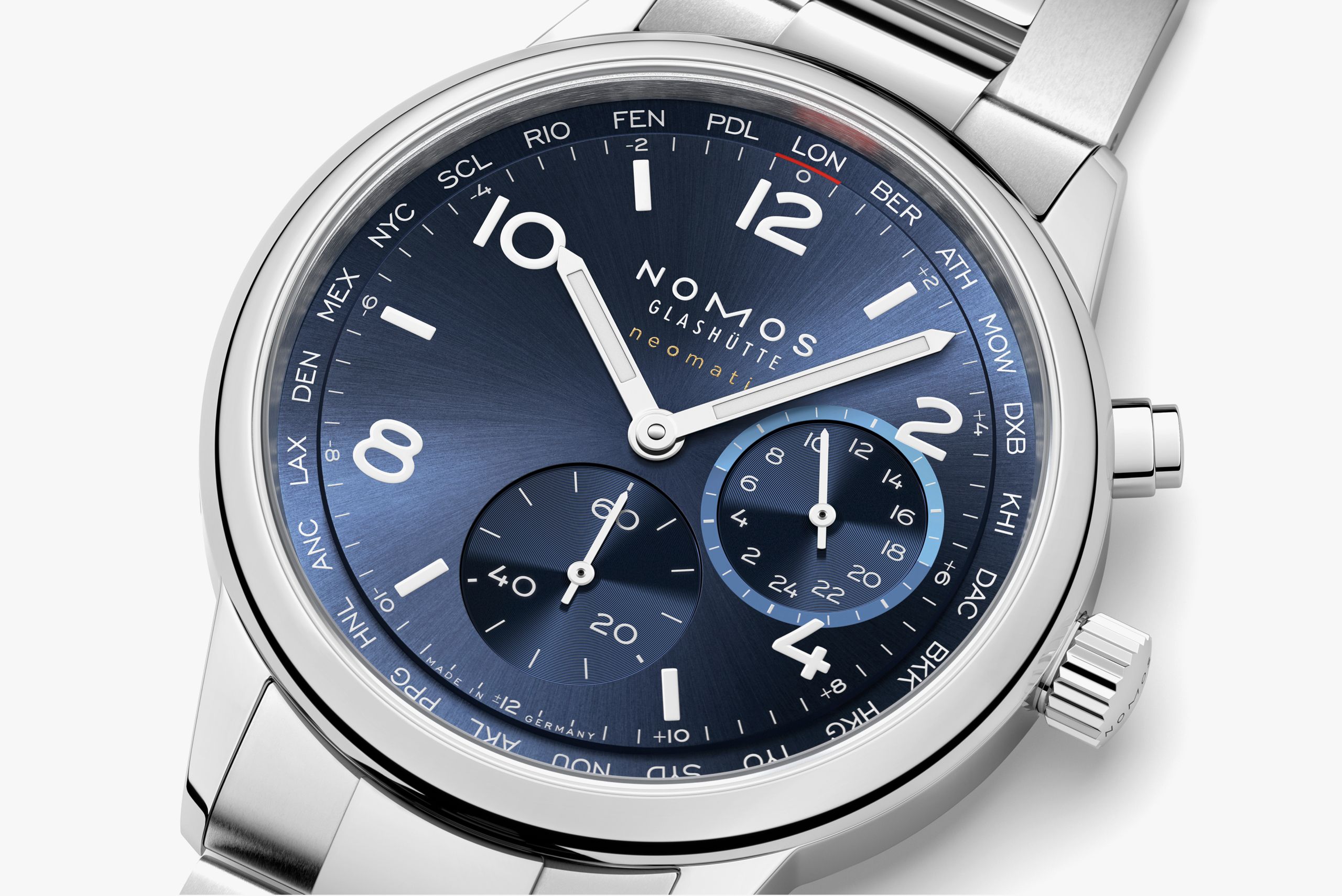 NOMOS クラブ・スポーツ ネオマティック ワールドタイマー ブルー アップ画像 NOMOSGLASHÜTTE＋FORTUNE TIME 表参道ヒルズ店