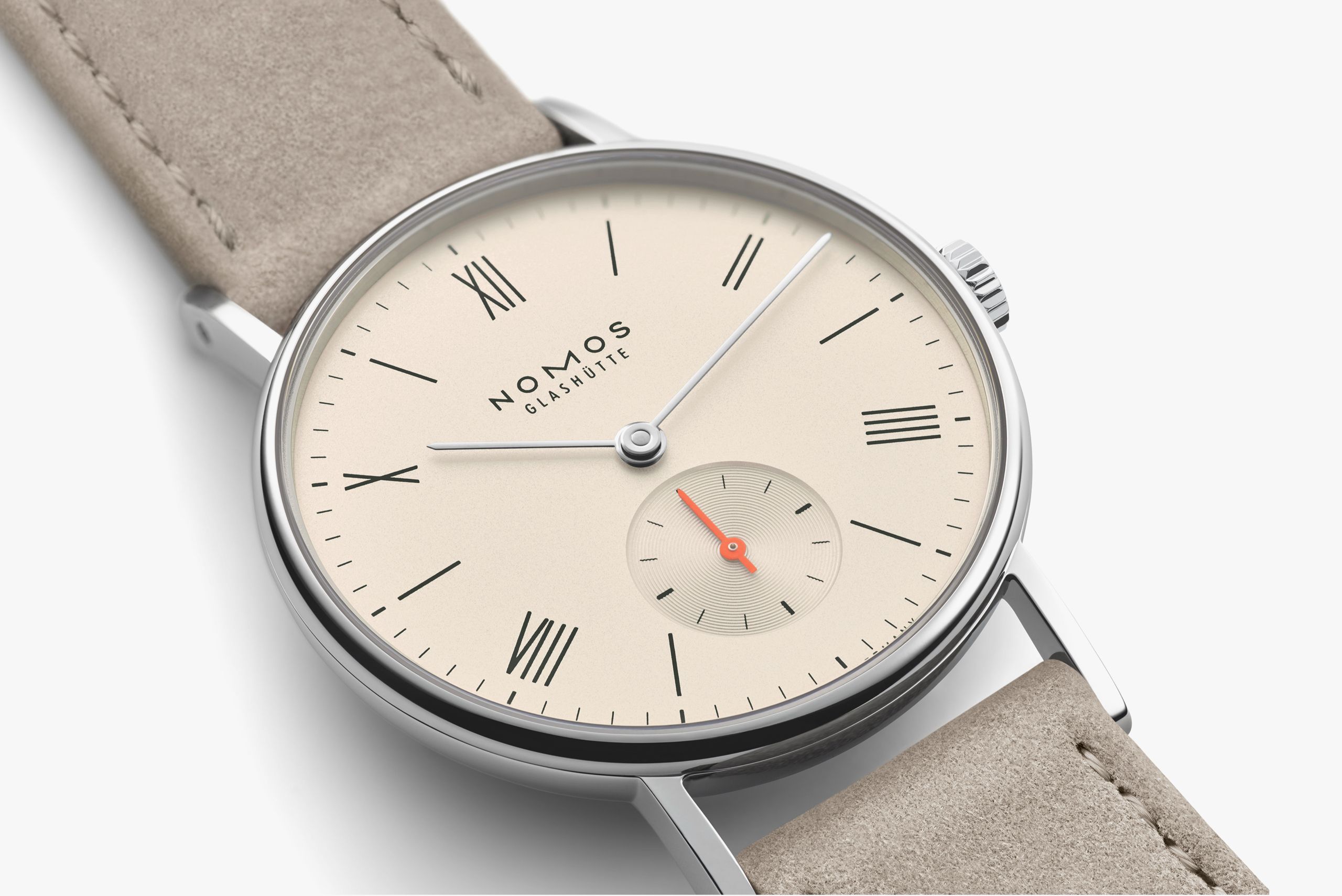NOMOS ラドウィッグ 33 シャンパーニュ アップ画像 NOMOSGLASHÜTTE＋FORTUNE TIME 表参道ヒルズ店