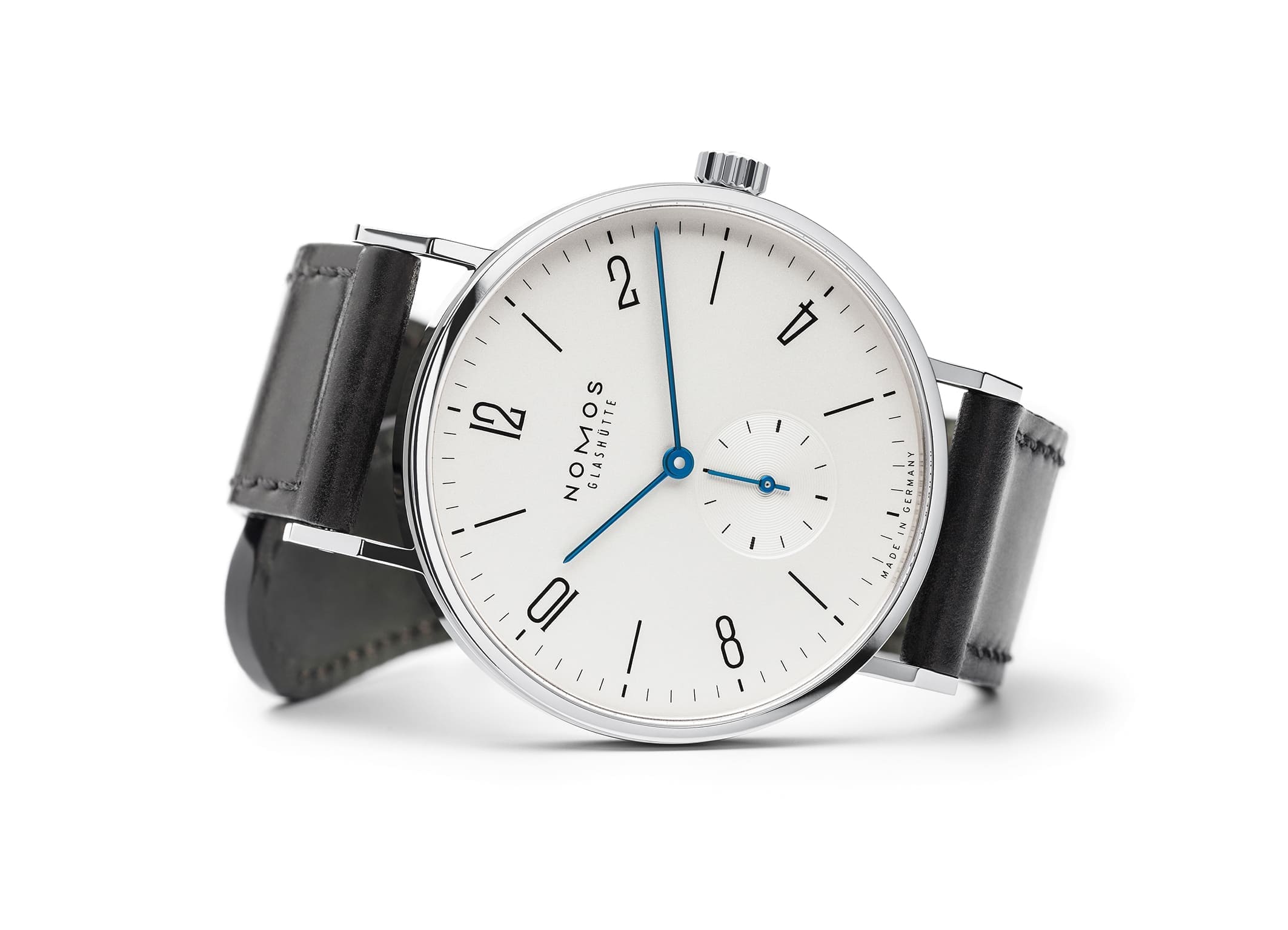 NOMOS タンジェント 38 斜め画像 NOMOSGLASHÜTTE＋FORTUNE TIME 表参道ヒルズ店