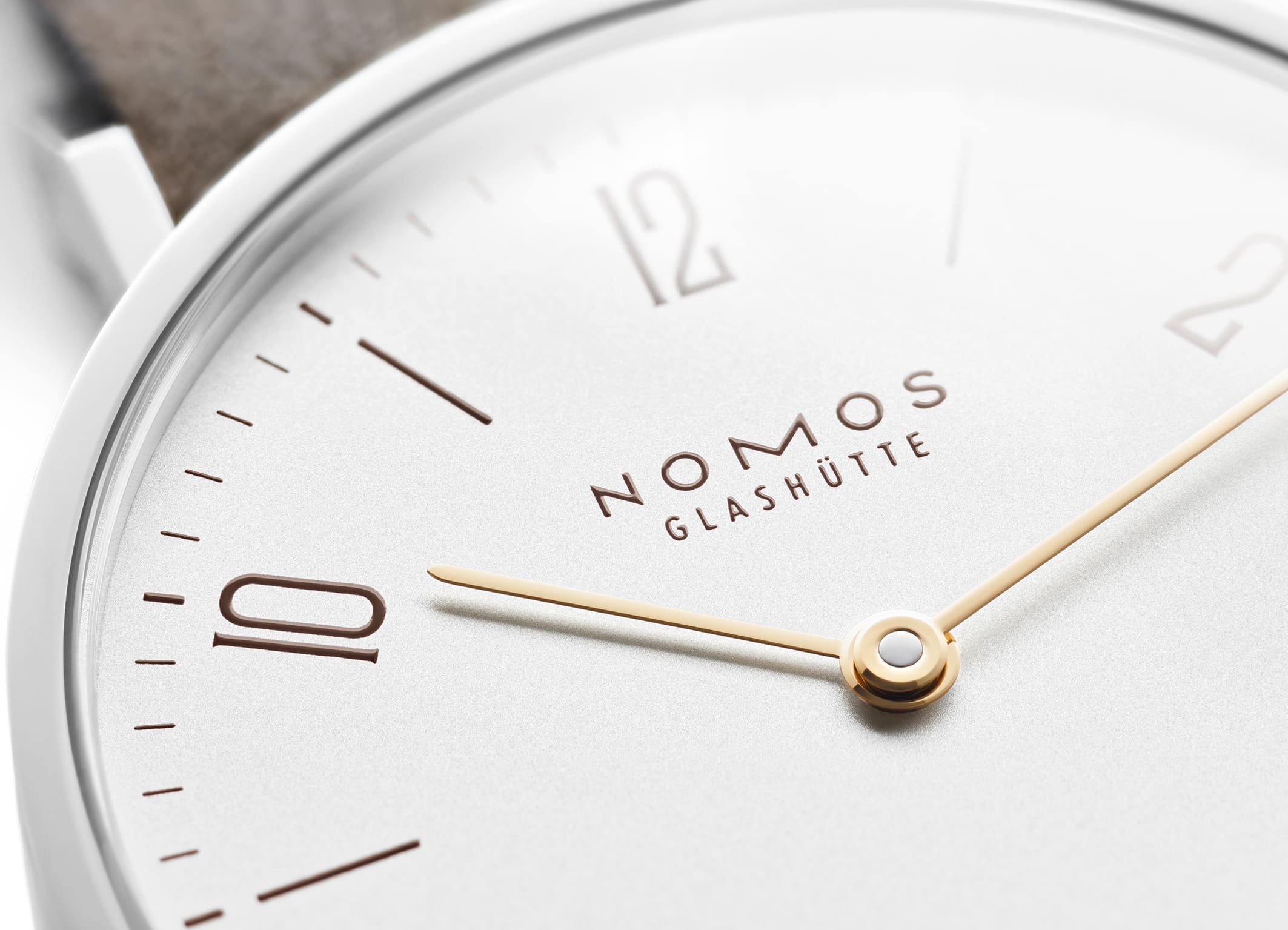 NOMOS タンジェント33duo doré アップ画像 NOMOSGLASHÜTTE＋FORTUNE TIME 表参道ヒルズ店