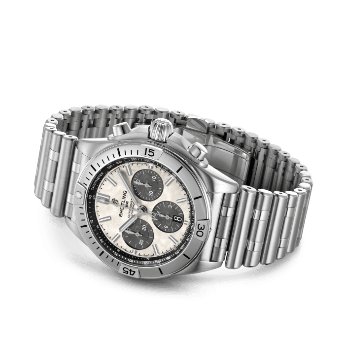ブライトリング(BREITLING) クロノマットB01 42 ジャパンエディション