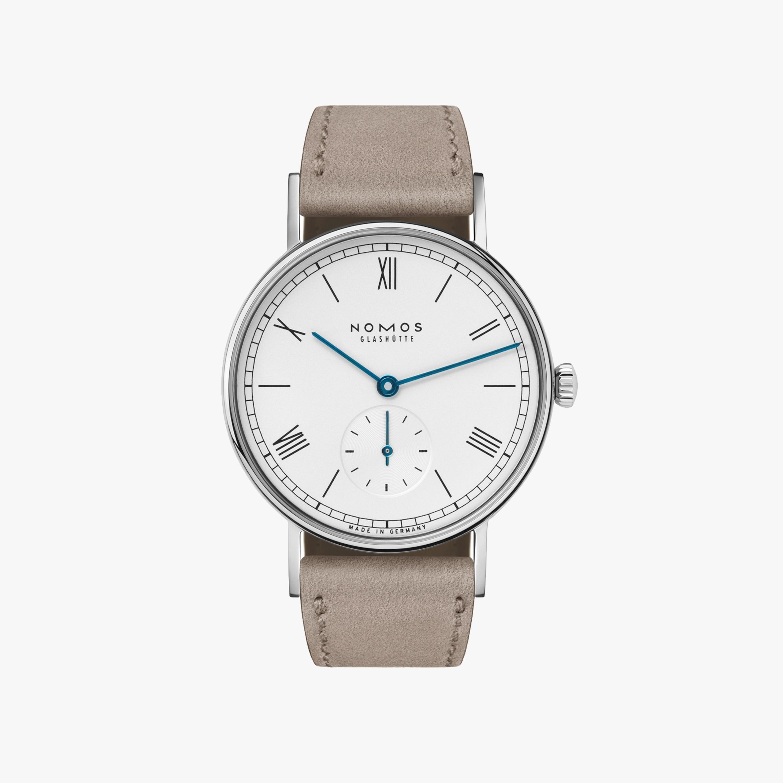 NOMOS GLASHÜTTE ラドウィッグ 33　NM244 ラドウィッグは少し小さい33ミリの直径でもスマートです。このローマン数字を持つクラシックはラテン語のフレーズを完璧に覚えています。そして手巻きのノモス DUW 4001キャリバーを搭載しています。素敵なベロアレザーのストラップはこの時計を腕元で美しく飾ります。