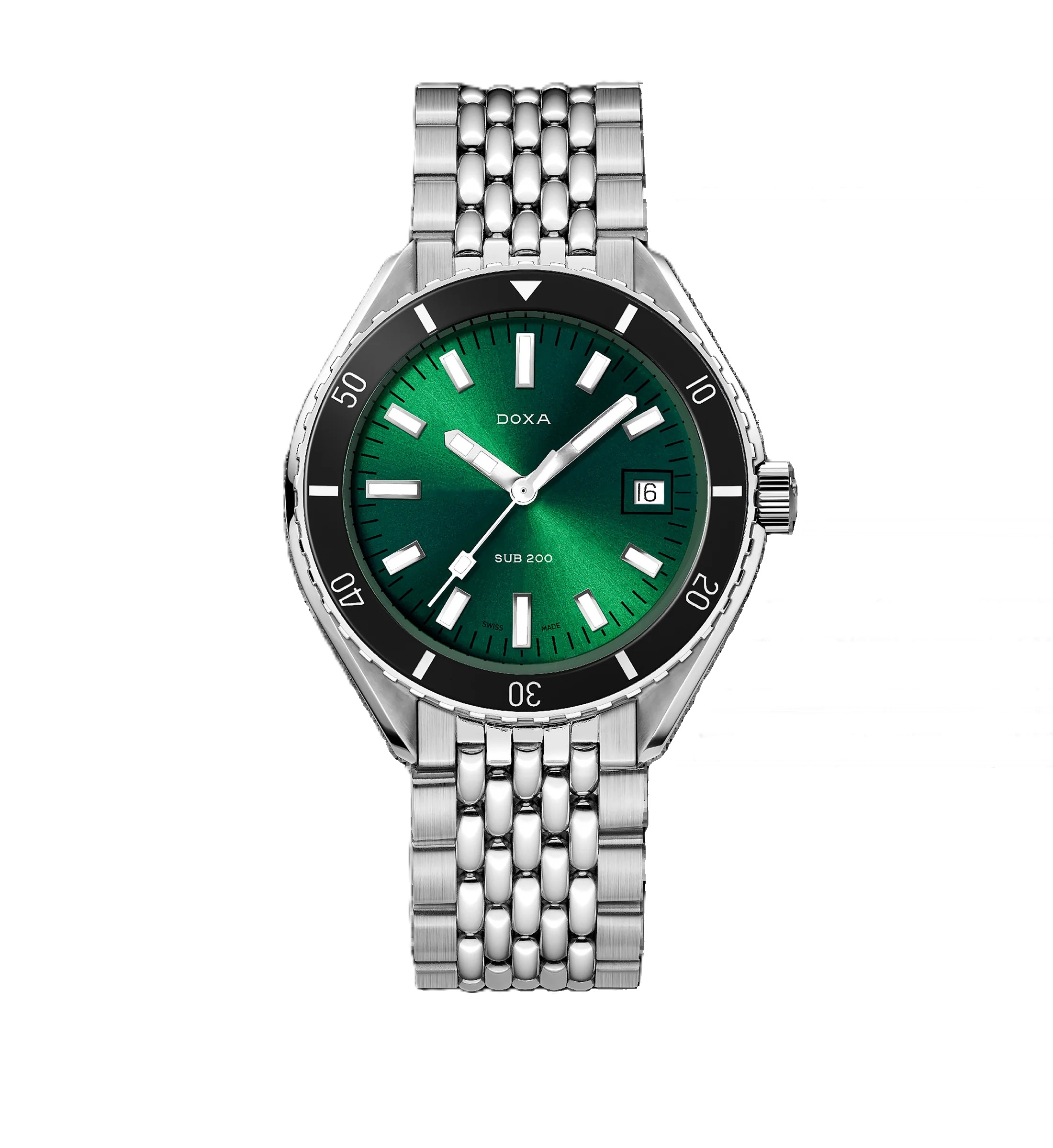 SUB200 SEA EMERALD 799.10.131.10 2019年のバーゼルワールドで発表されたこの3針ダイバーズウォッチは、最高品質の316Lステンレススチール製ケースを備えています。直径42mmのSUB 200は、当時使用されていたドーム型プレキシガラスの特徴的な曲面と反射防止コーティングを施した傷に強いサファイアクリスタルガラスを採用しています。200m（20気圧）までの防水性能を備え、逆回転防止ベゼルを備えています。ベゼルを含む、ダイビングに関連する情報を提供するすべての要素には、スーパールミノバ®蓄光コーティングが施されています。ブレスレットは316Lステンレススチール製で、DOXAの魚のシンボルがあしらわれたフォールディングクラスプが特徴です。
