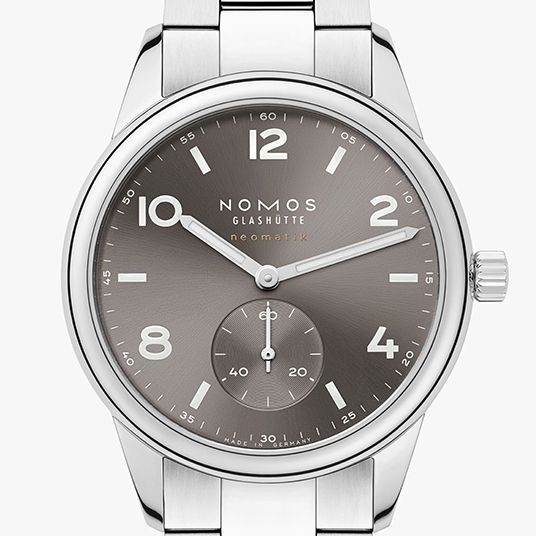 NOMOS Glashütte
Club Sport neomatik 39 smoke | ノモス グラスヒュッテ クラブスポーツ ネオマティック スモーク