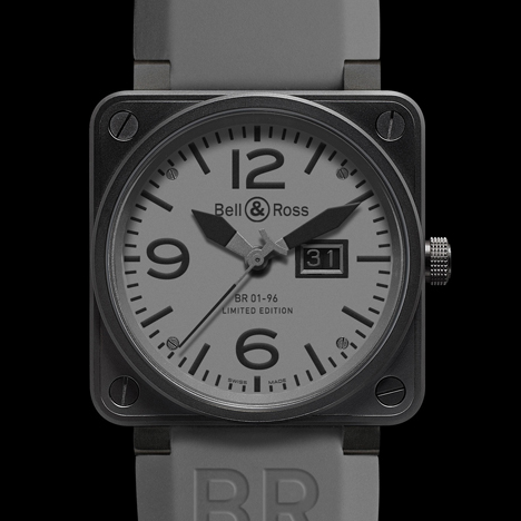 BELL & ROSS
BR03 TYPE AVIATION | ベル&ロス BR03 タイプ・アヴィエーション