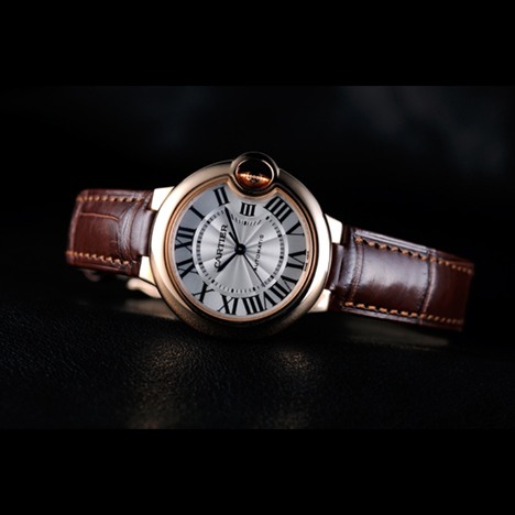 カルティエ Cartier バロン ブルー ドゥ カルティエ 33mm 18kpg Ballon Bleu De Cartier Watch 33 Mm ブランド腕時計の正規販売店紹介サイトgressive グレッシブ