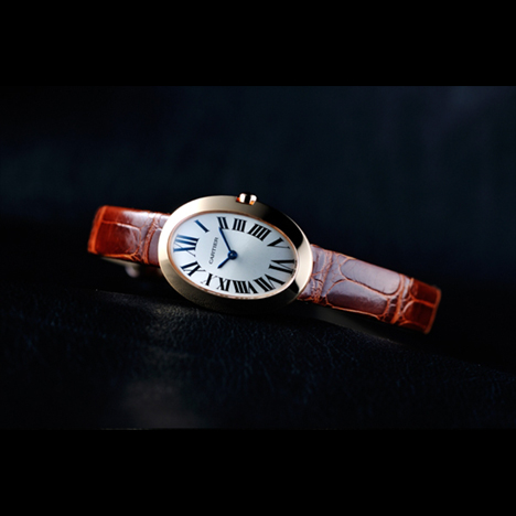 Cartier
 BAIGNOIRE WATCH | カルティエ ベニュワール