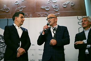 BVLGARI(ブルガリ) 「オクト フィニッシモ トゥールビヨン オートマティック」が、同日に二冠を達成