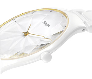 RADO(ラドー) 2019新作 インマ・ベルムデスとの珠玉のデザインコラボレーション「ラドー トゥルー シンライン ジェム リミテッド エディション」